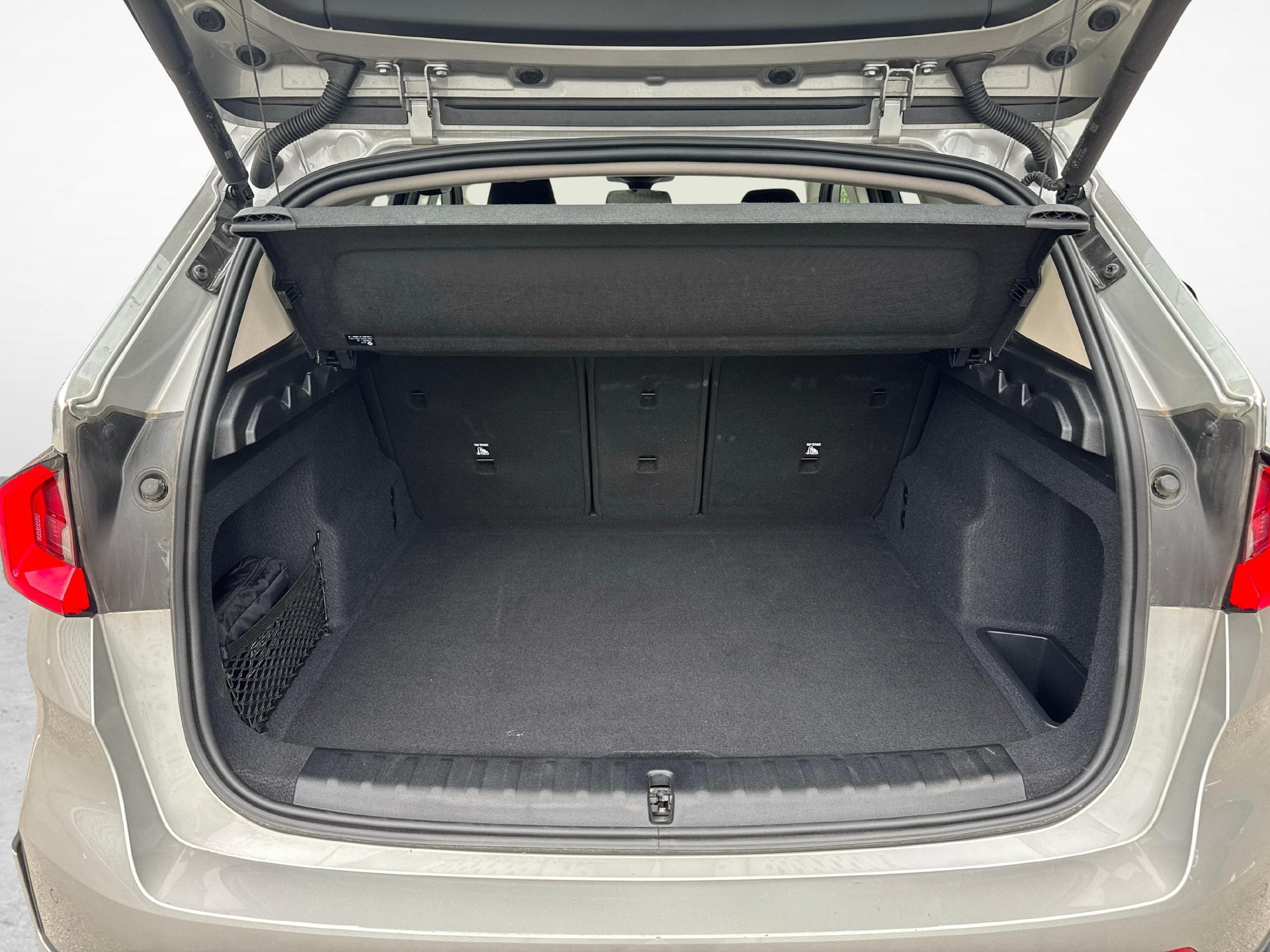 BMW X1 20d xDrive paddles-image-21
