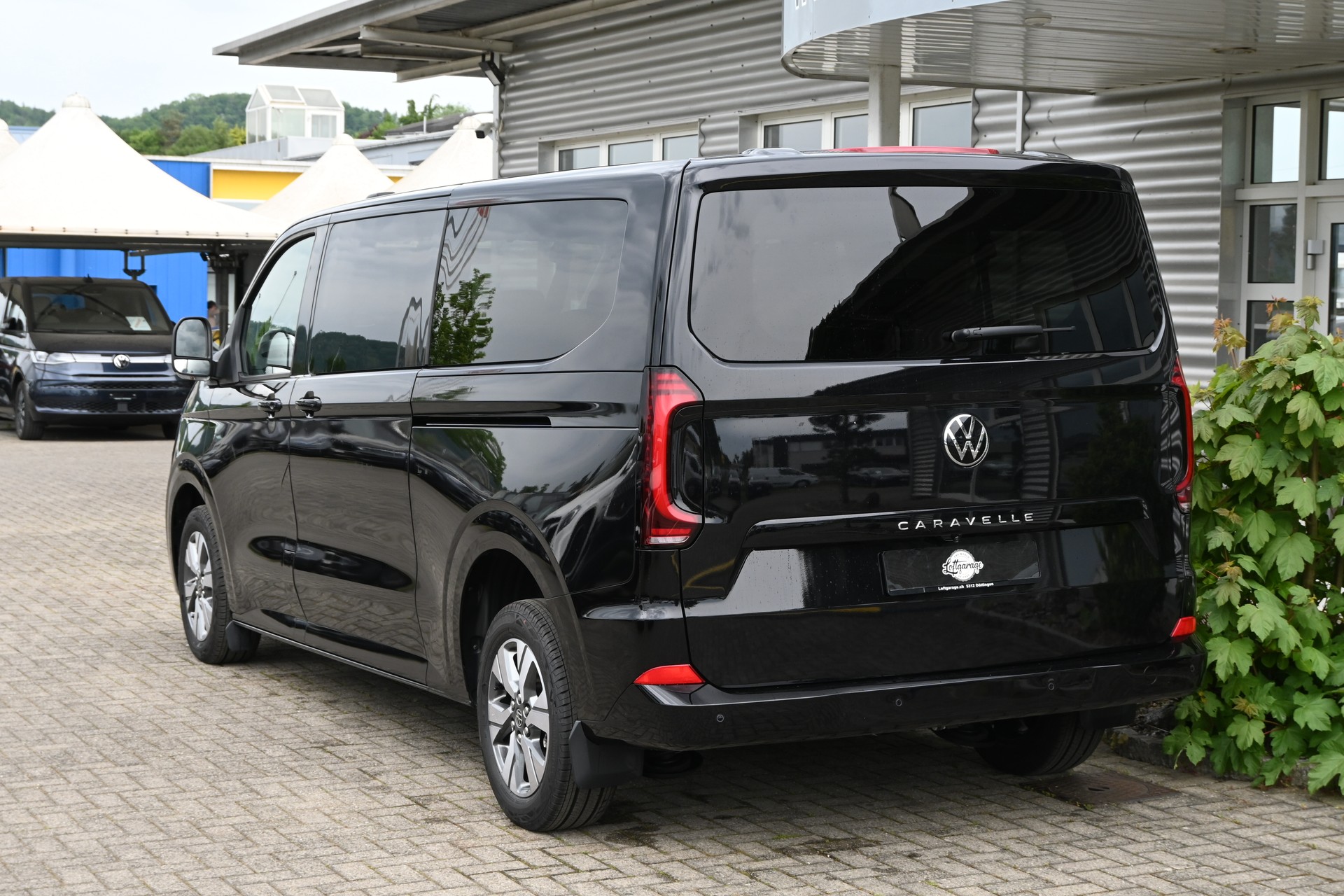 VW Caravelle 2.0 TDI Style LWB Automat 8-Plätzer 170PS + AHK 2500kg + Standheizung-image-6