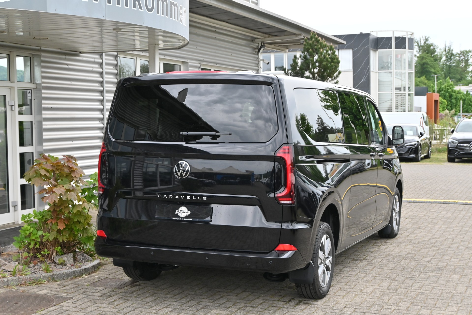 VW Caravelle 2.0 TDI Style LWB Automat 8-Plätzer 170PS + AHK 2500kg + Standheizung-image-7