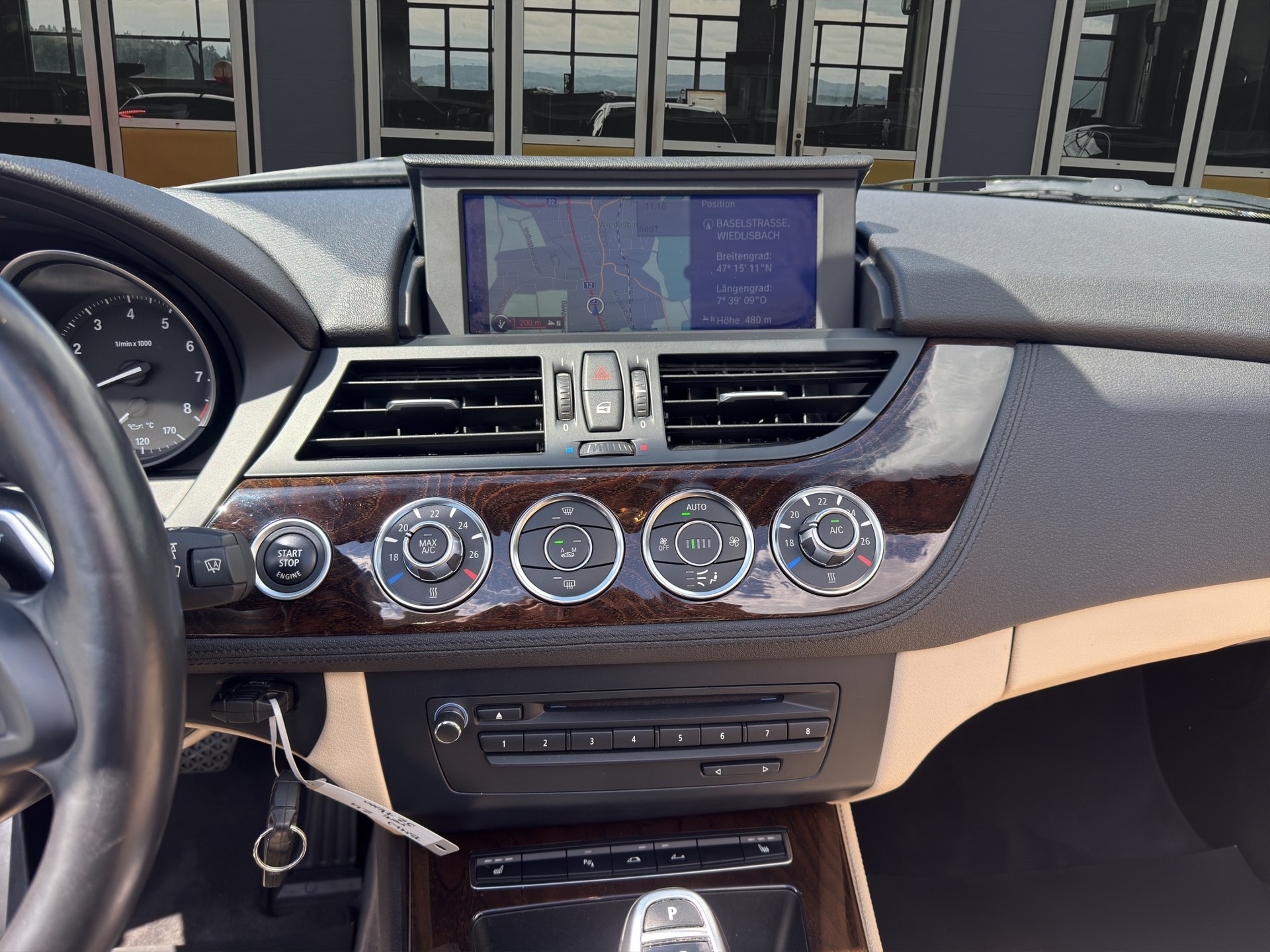 BMW Z4 35i sDrive DK Roadster M Sport-image-13