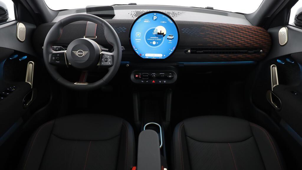 MINI Aceman E-image-11