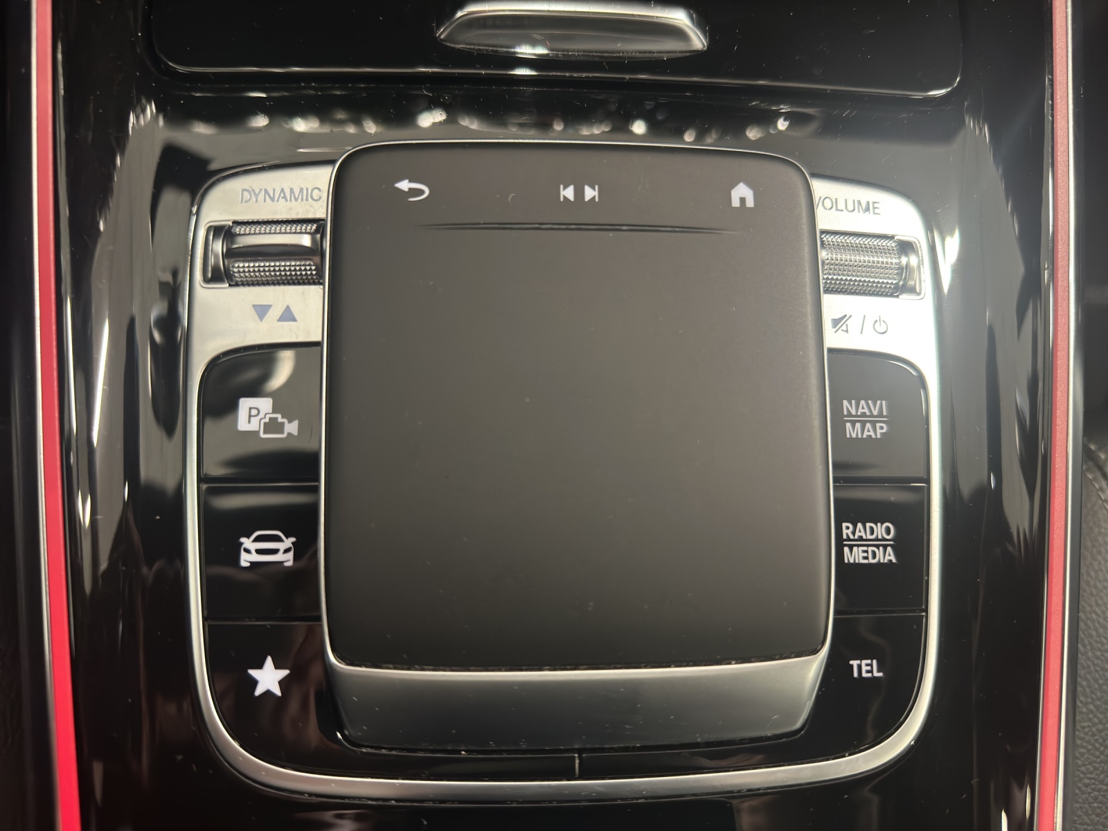 MERCEDES-BENZ B 220 4Matic Progressive 7G-DCT-image-15
