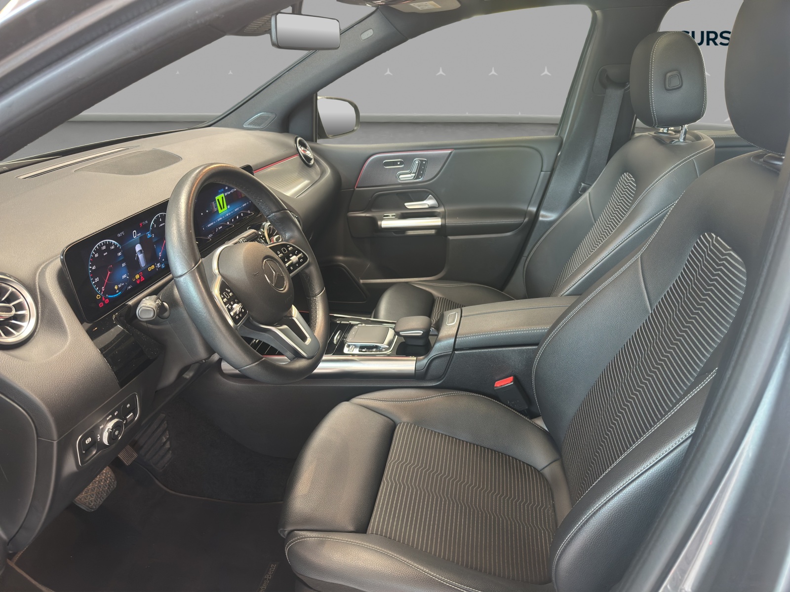 MERCEDES-BENZ B 220 4Matic Progressive 7G-DCT-image-7
