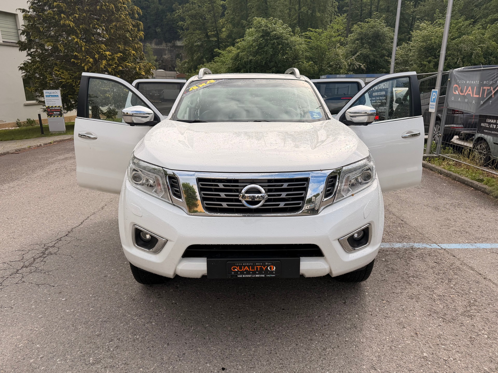 NISSAN Navara Double Cab N-Connecta 2.3 dCi 4WD Automatic-image-13