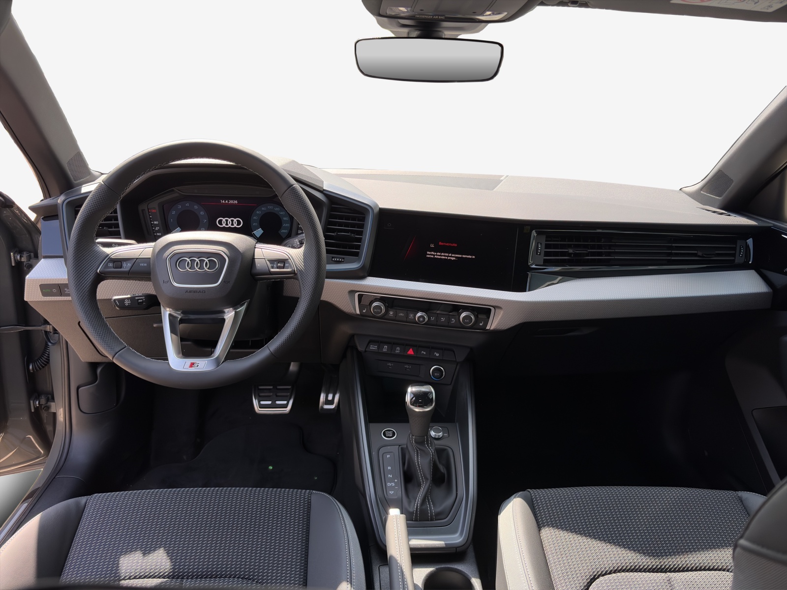 AUDI A1 Sportback 30 TFSI S Line Attraction S-tronic-image-9