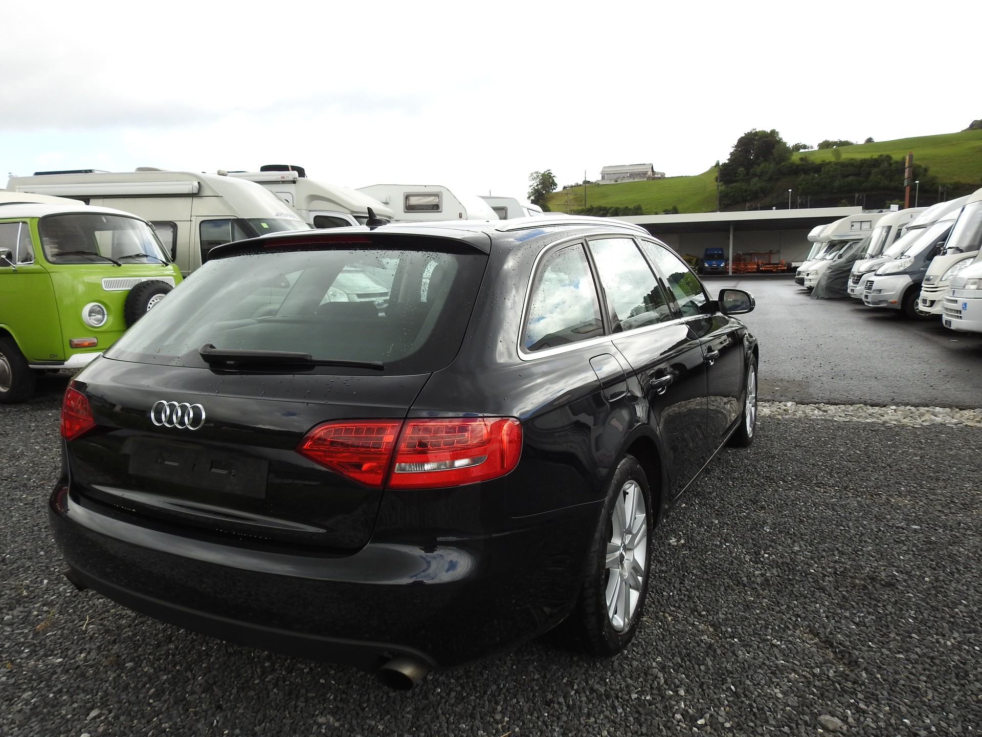AUDI A4 Avant 2.0 TFSI quattro S-tronic-image-6