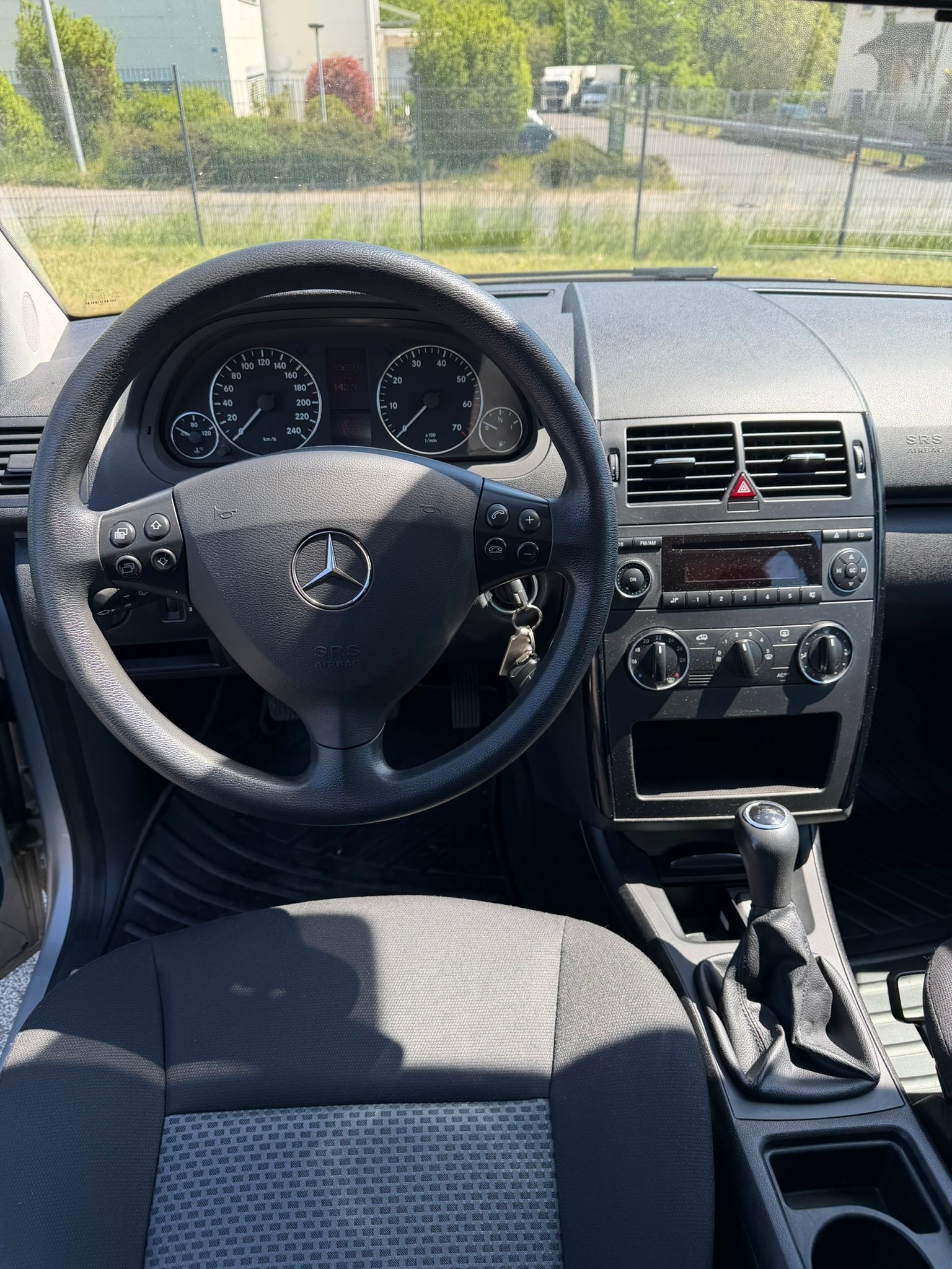MERCEDES-BENZ A 150 Classic-image-2