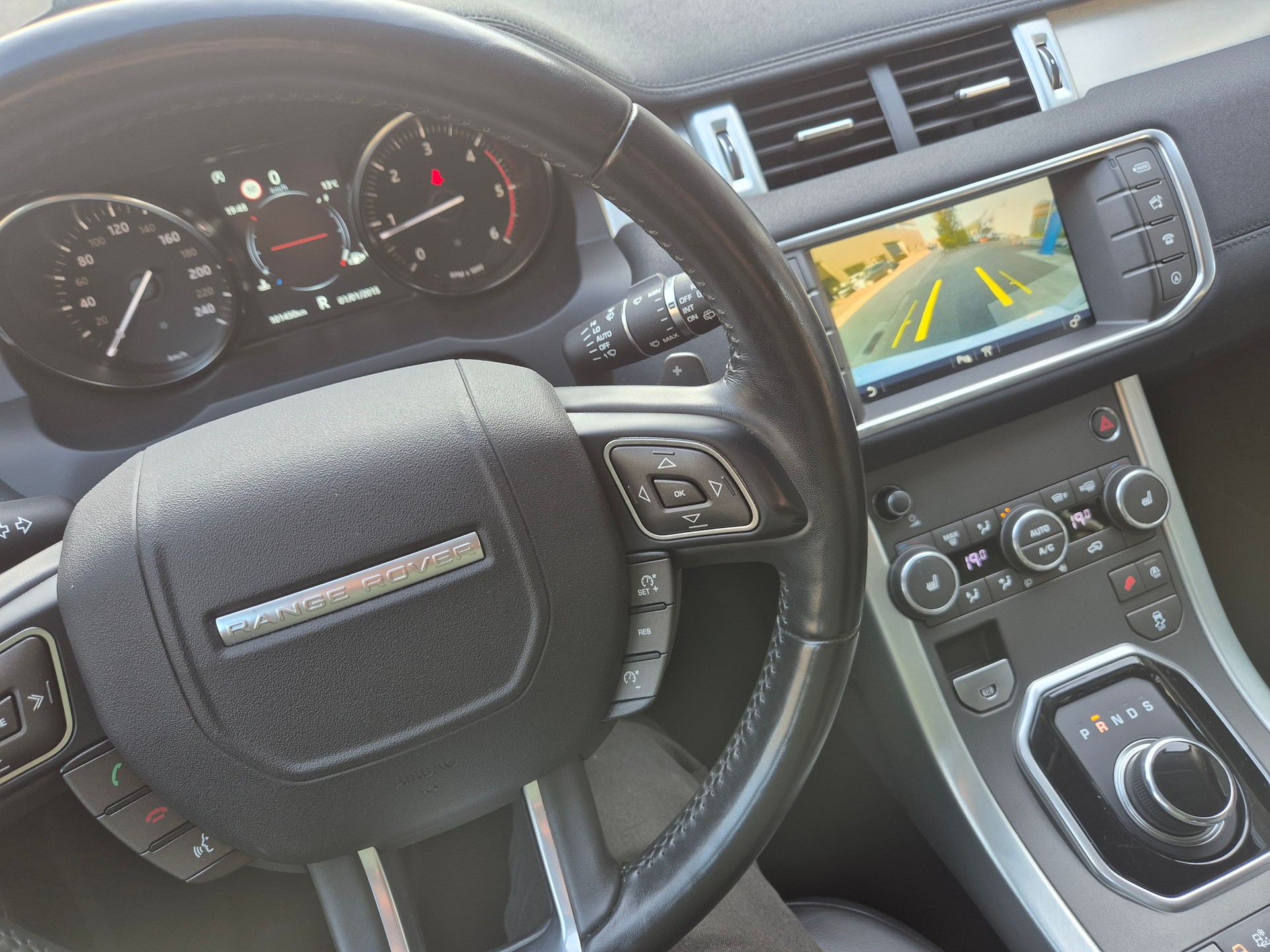 LAND ROVER Range Rover Evoque 2.0 TD4 HSE Dynamic AT9-image-11