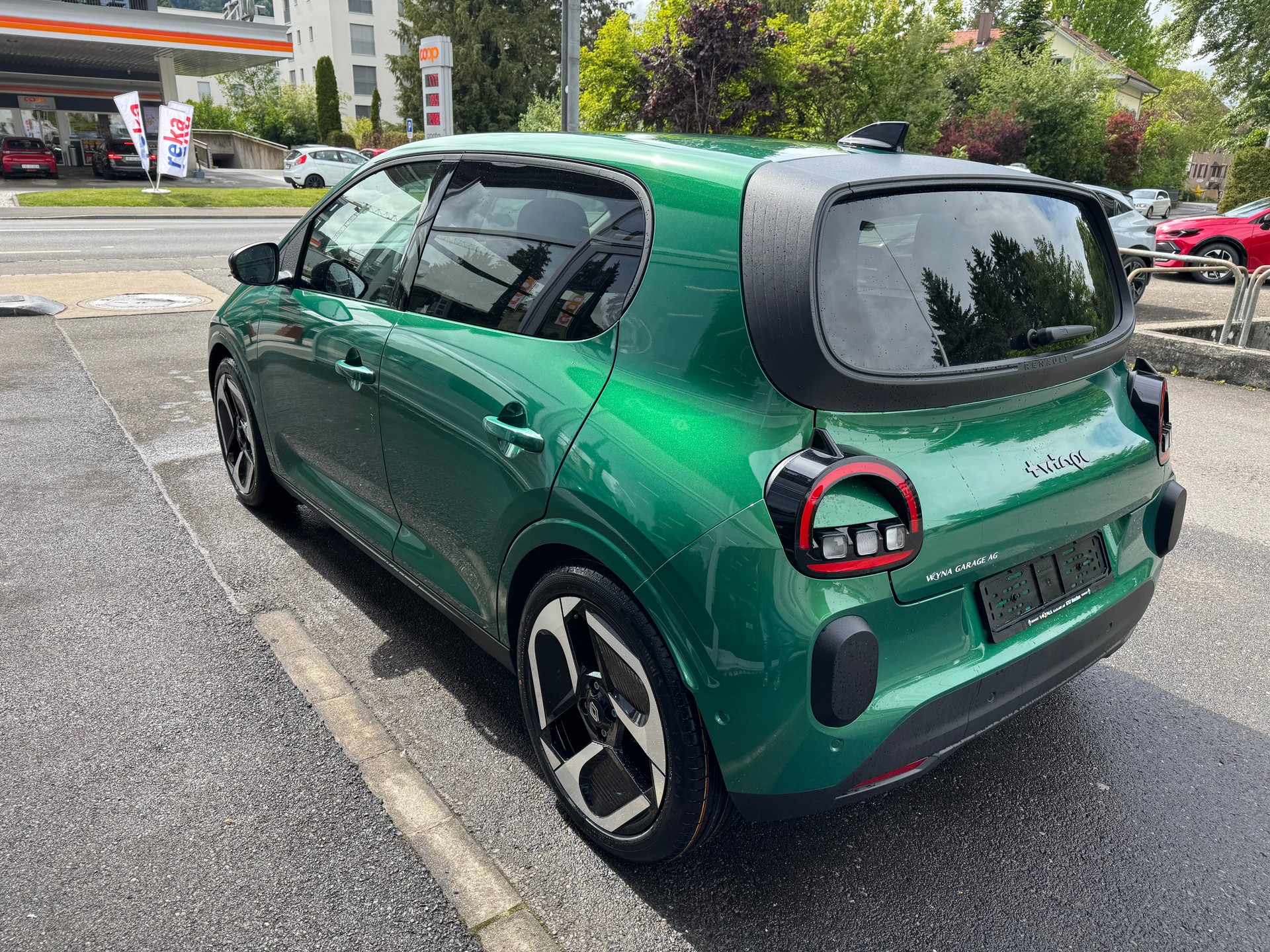 RENAULT Twingo E-Tech 27kWh Techno-image-6