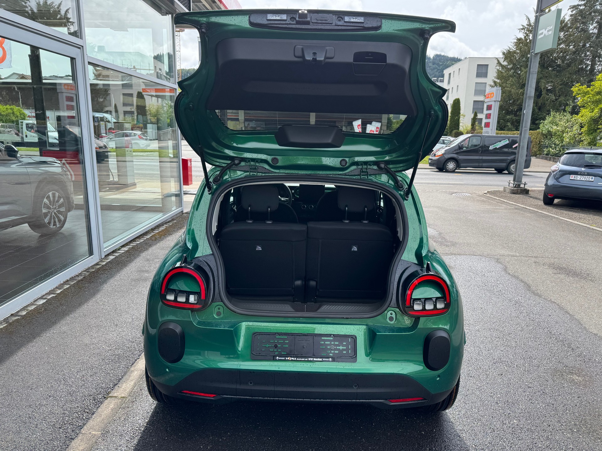 RENAULT Twingo E-Tech 27kWh Techno-image-8