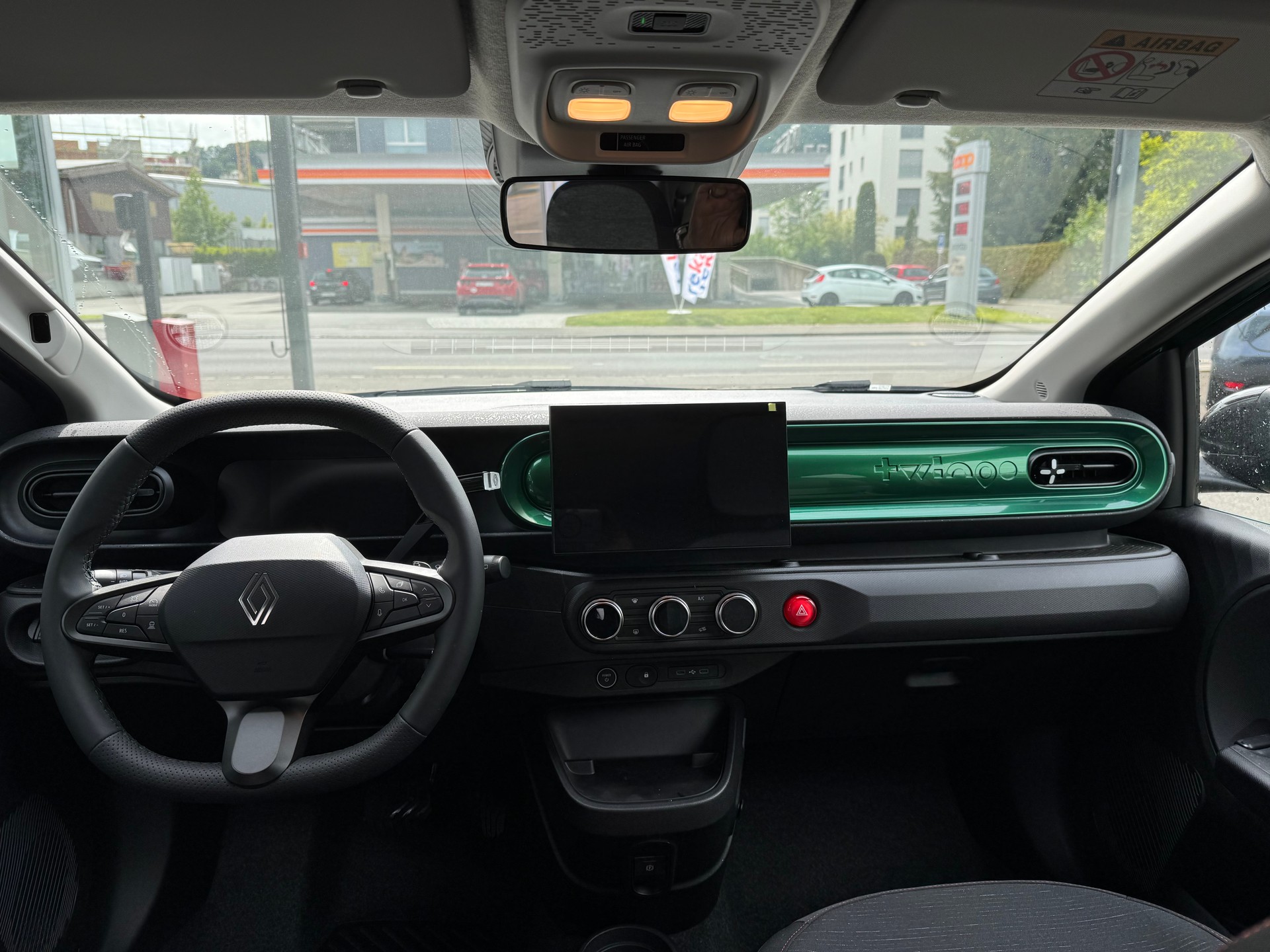 RENAULT Twingo E-Tech 27kWh Techno-image-10