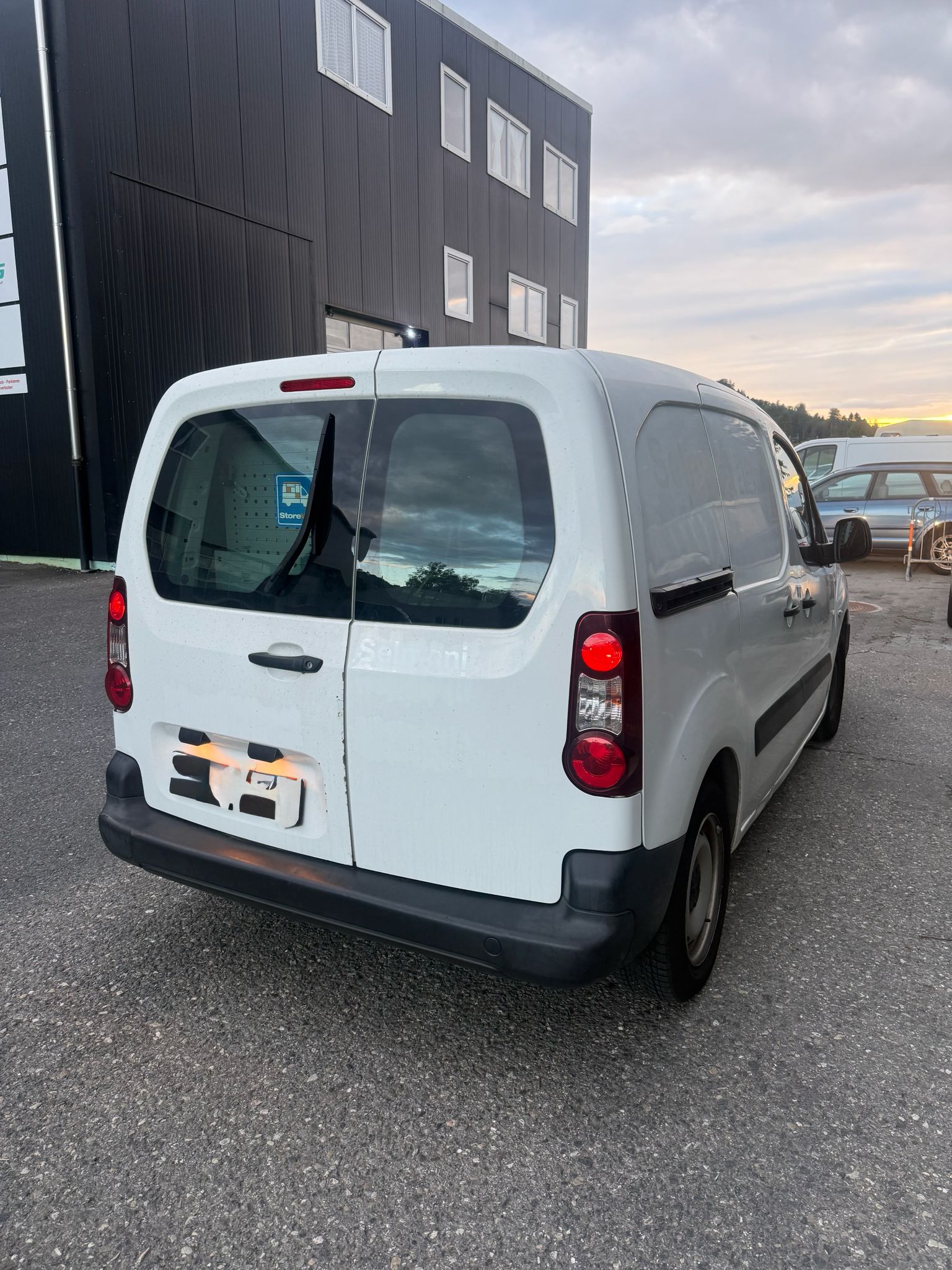 PEUGEOT Partner 1.6 BlueHDI S&S Active-image-2