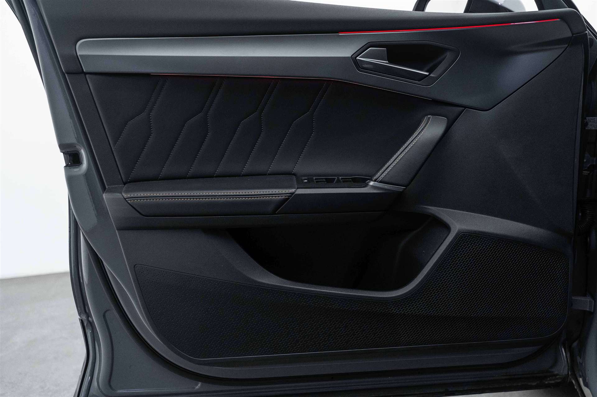 CUPRA Formentor 2.0TSI VZ 4Drive DSG 370PS-image-8