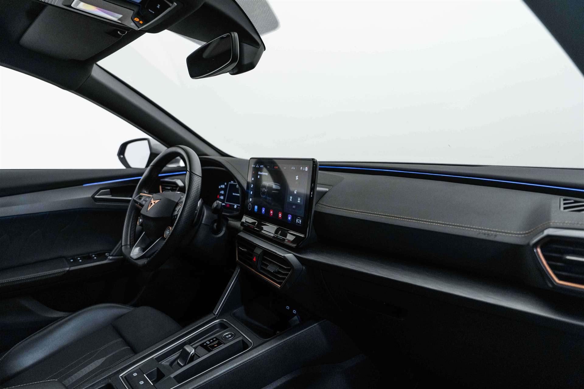 CUPRA Formentor 2.0TSI VZ 4Drive DSG 370PS-image-12