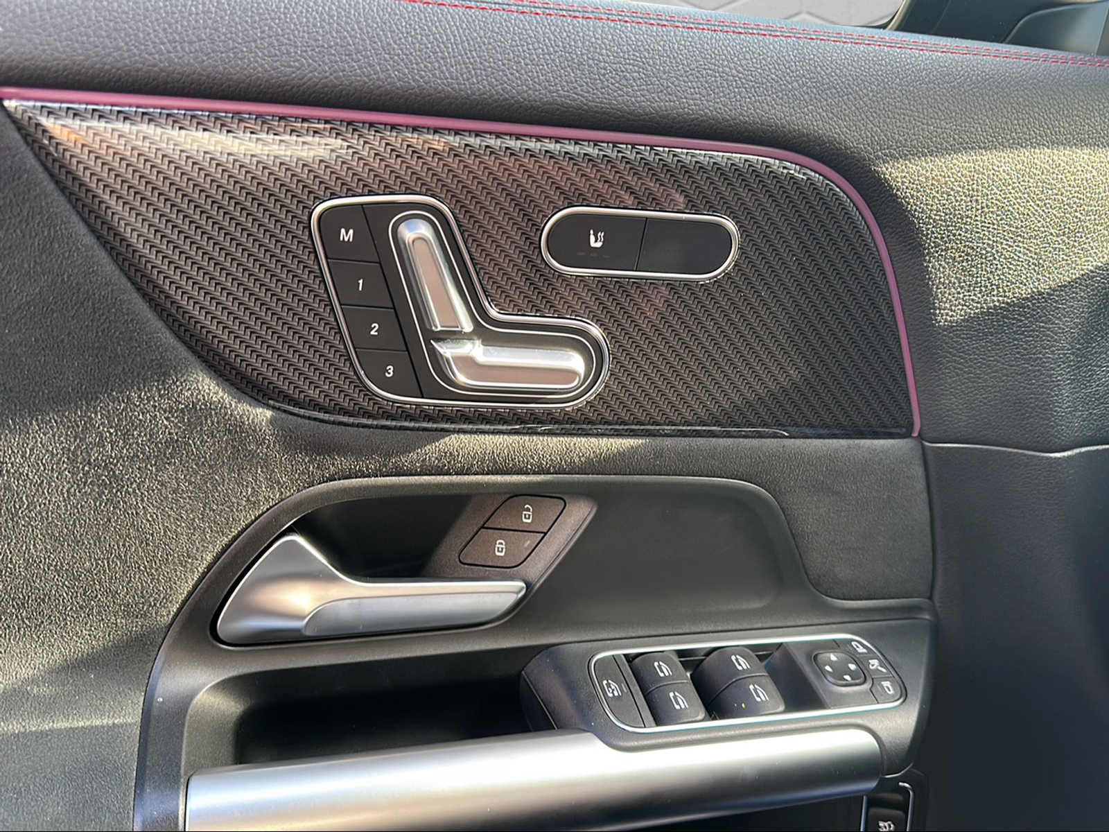 MERCEDES-BENZ GLA AMG 45 S 4Matic+ 8G-DCT-image-18