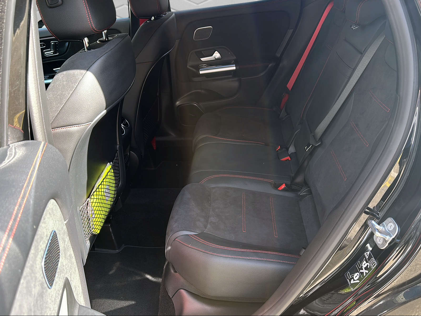 MERCEDES-BENZ GLA AMG 45 S 4Matic+ 8G-DCT-image-15