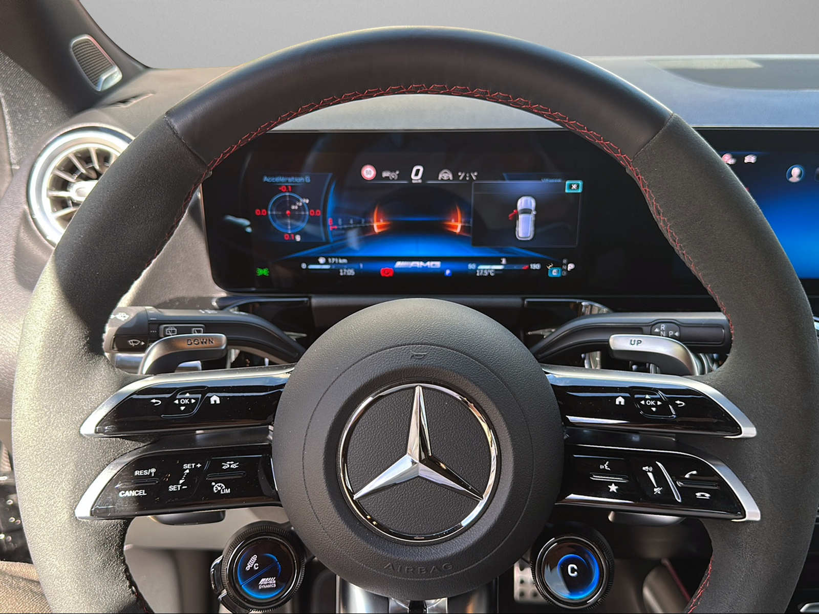 MERCEDES-BENZ GLA AMG 45 S 4Matic+ 8G-DCT-image-13