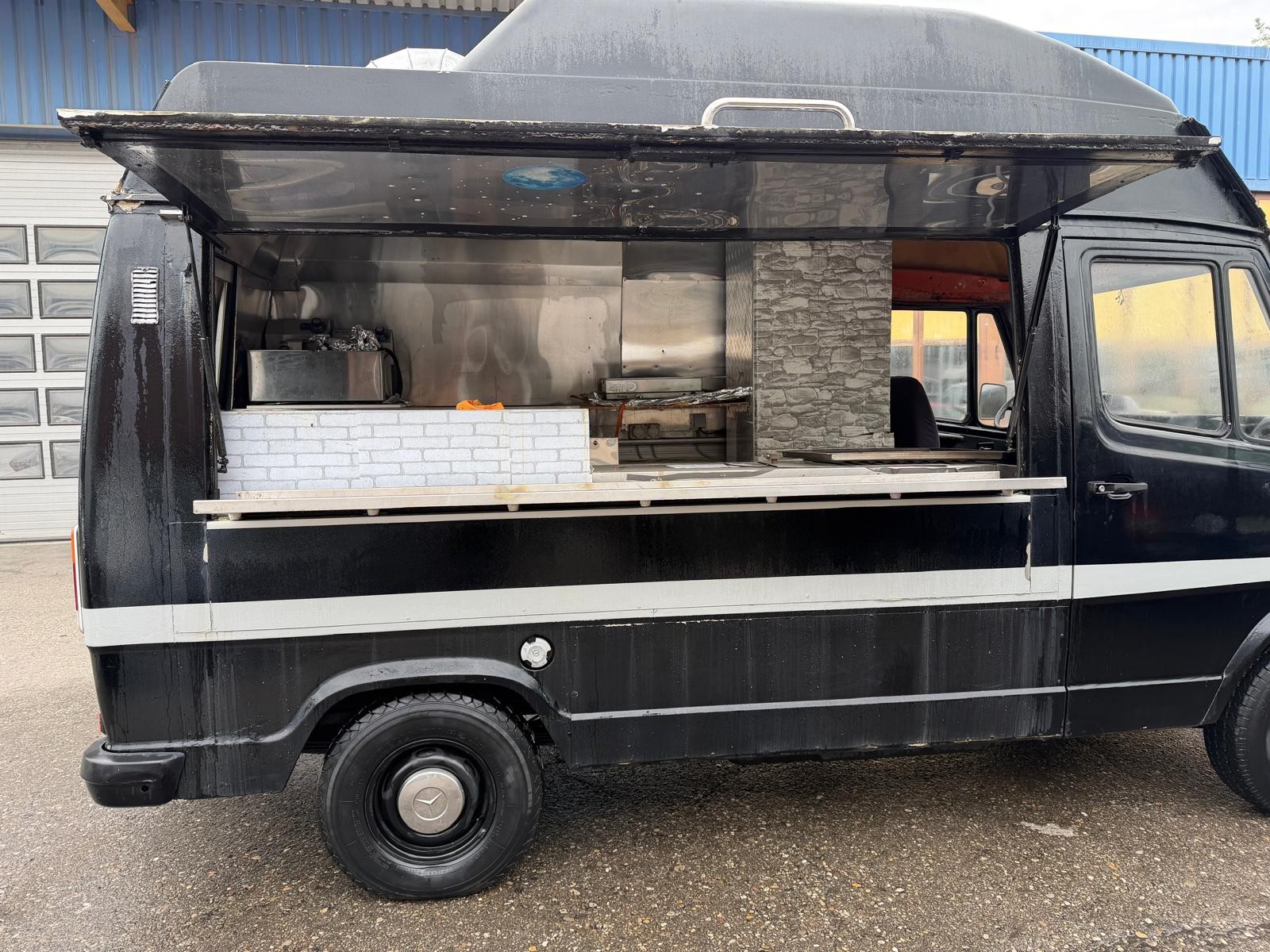 MERCEDES-BENZ 308 Westfalia