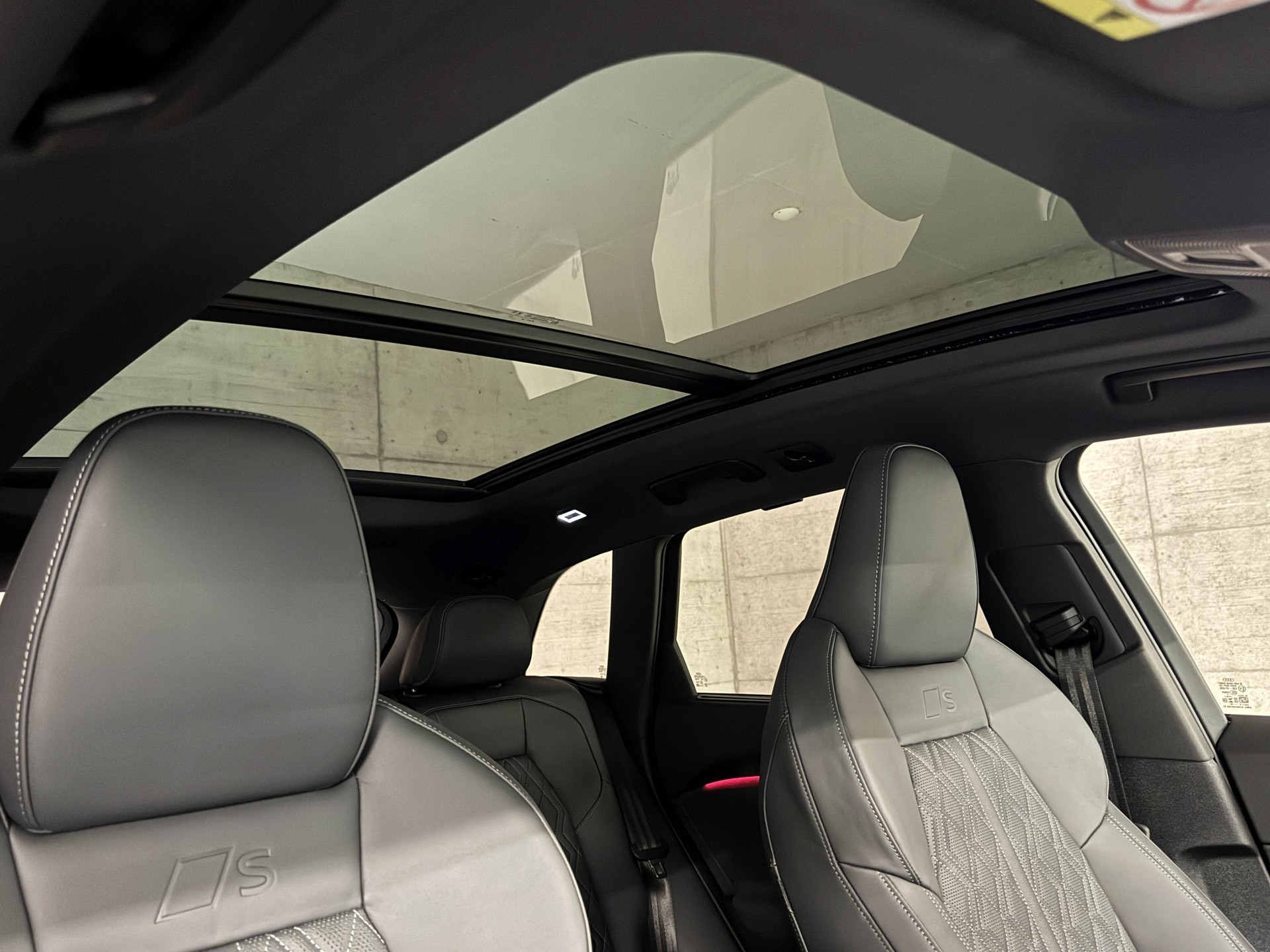 AUDI Q5 TDI quattro 220 kW S-tronic-image-18