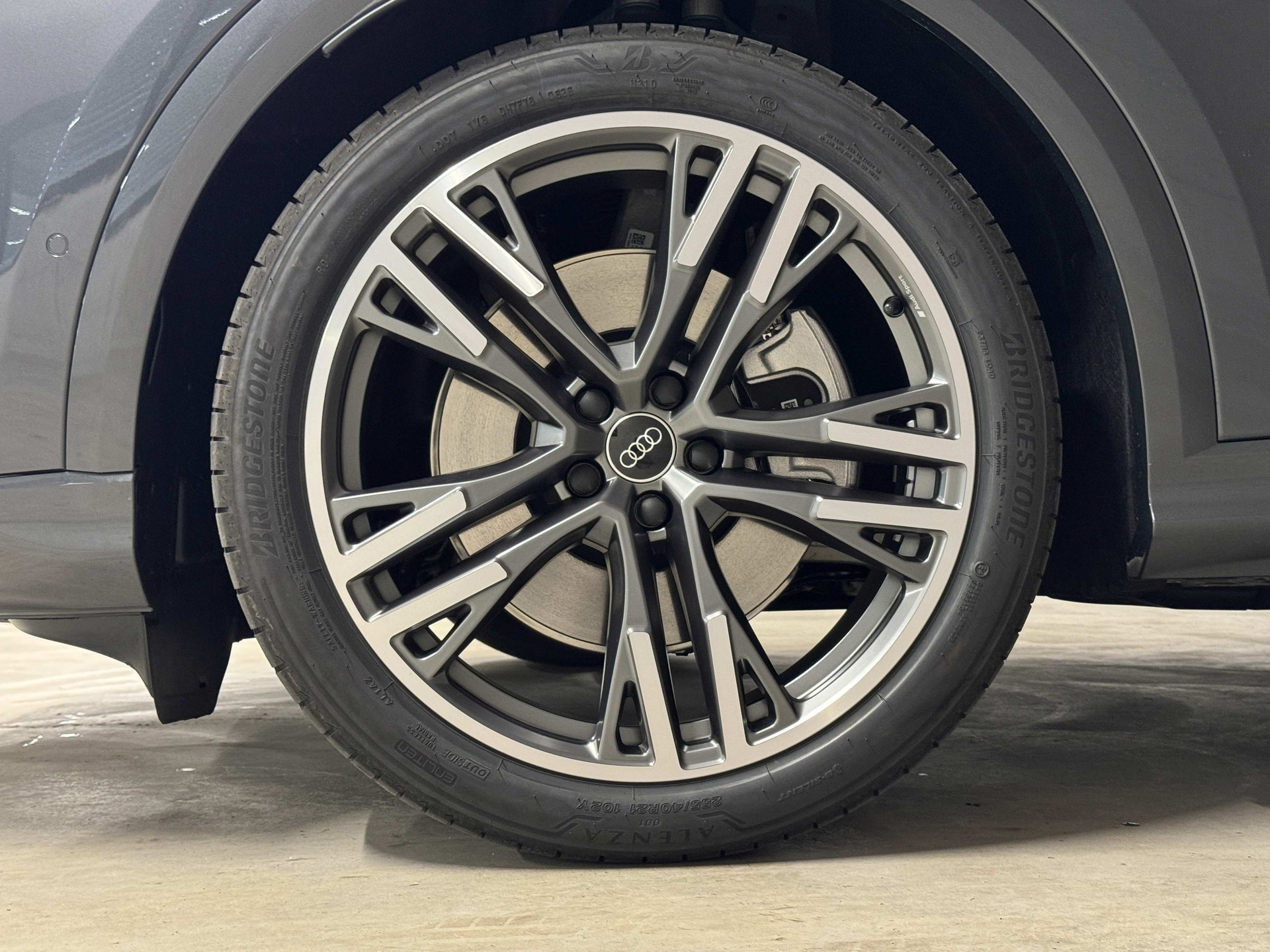 AUDI Q5 TDI quattro 220 kW S-tronic-image-19
