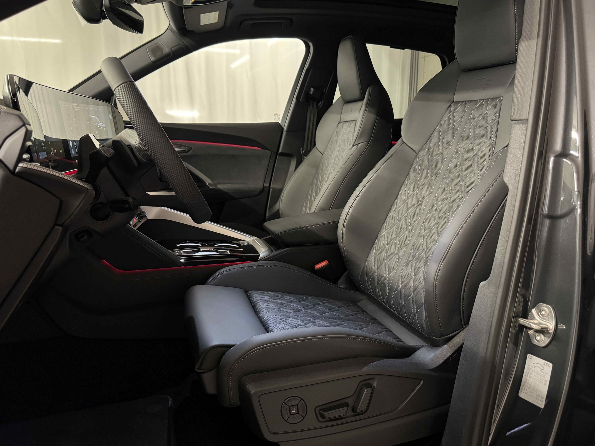 AUDI Q5 TDI quattro 220 kW S-tronic-image-9