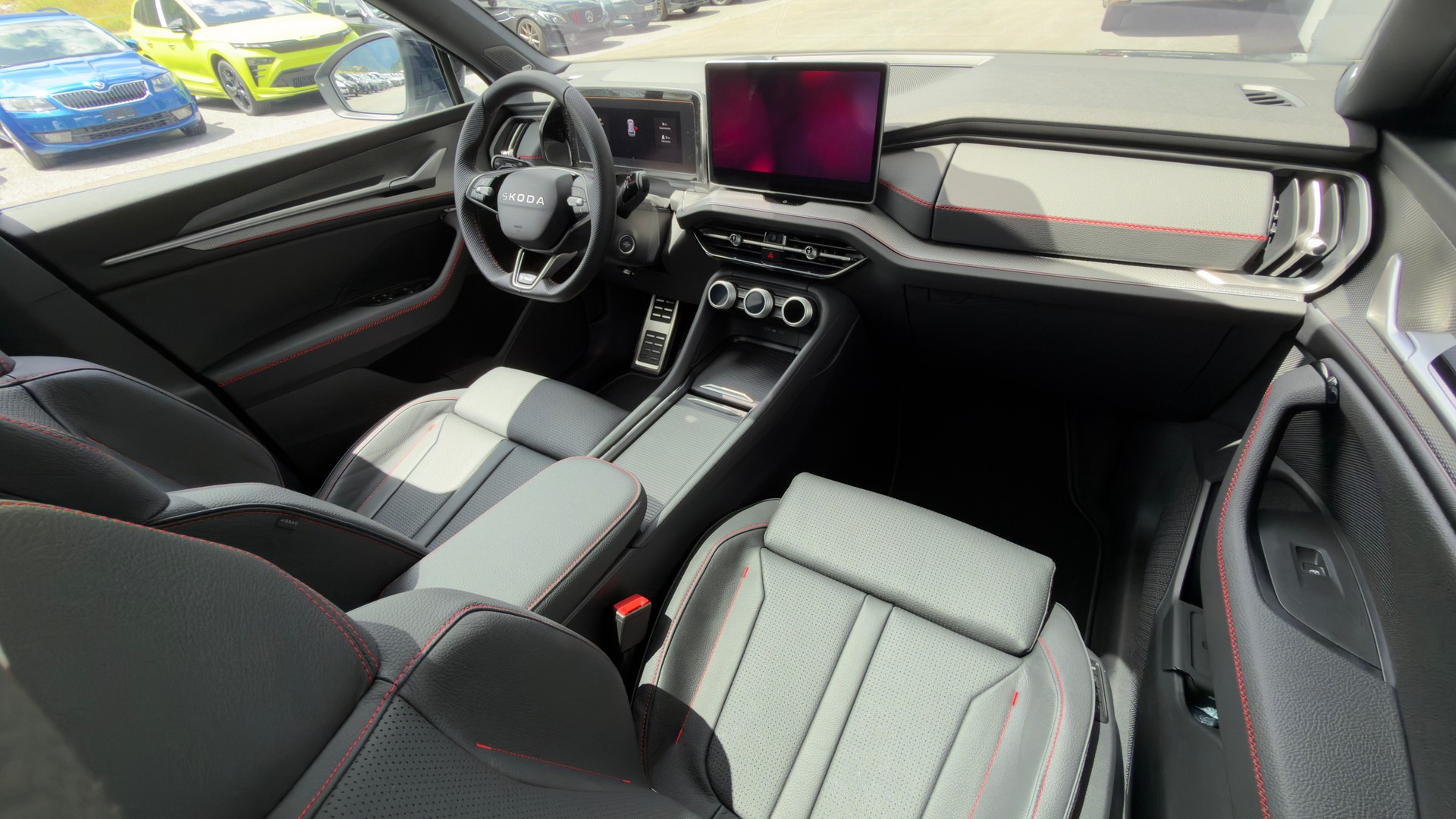 SKODA Kodiaq RS 2.0 TSI 265PS 7DSG 4x4 2.0 TSI 265PS 7DSG 4x4 2000ccm 265PS/195kW 4 Zylinder TSI Benzin-image-11