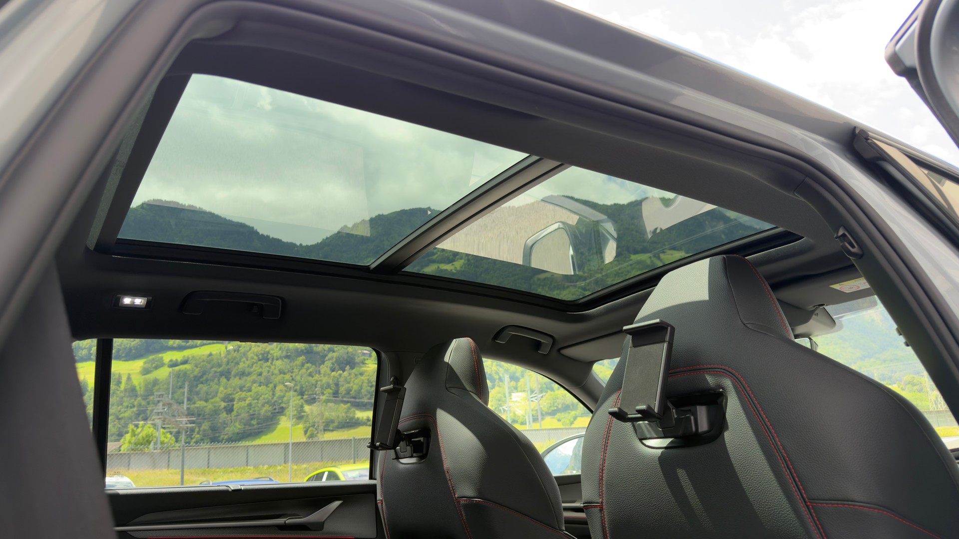 SKODA Kodiaq RS 2.0 TSI 265PS 7DSG 4x4 2.0 TSI 265PS 7DSG 4x4 2000ccm 265PS/195kW 4 Zylinder TSI Benzin-image-7