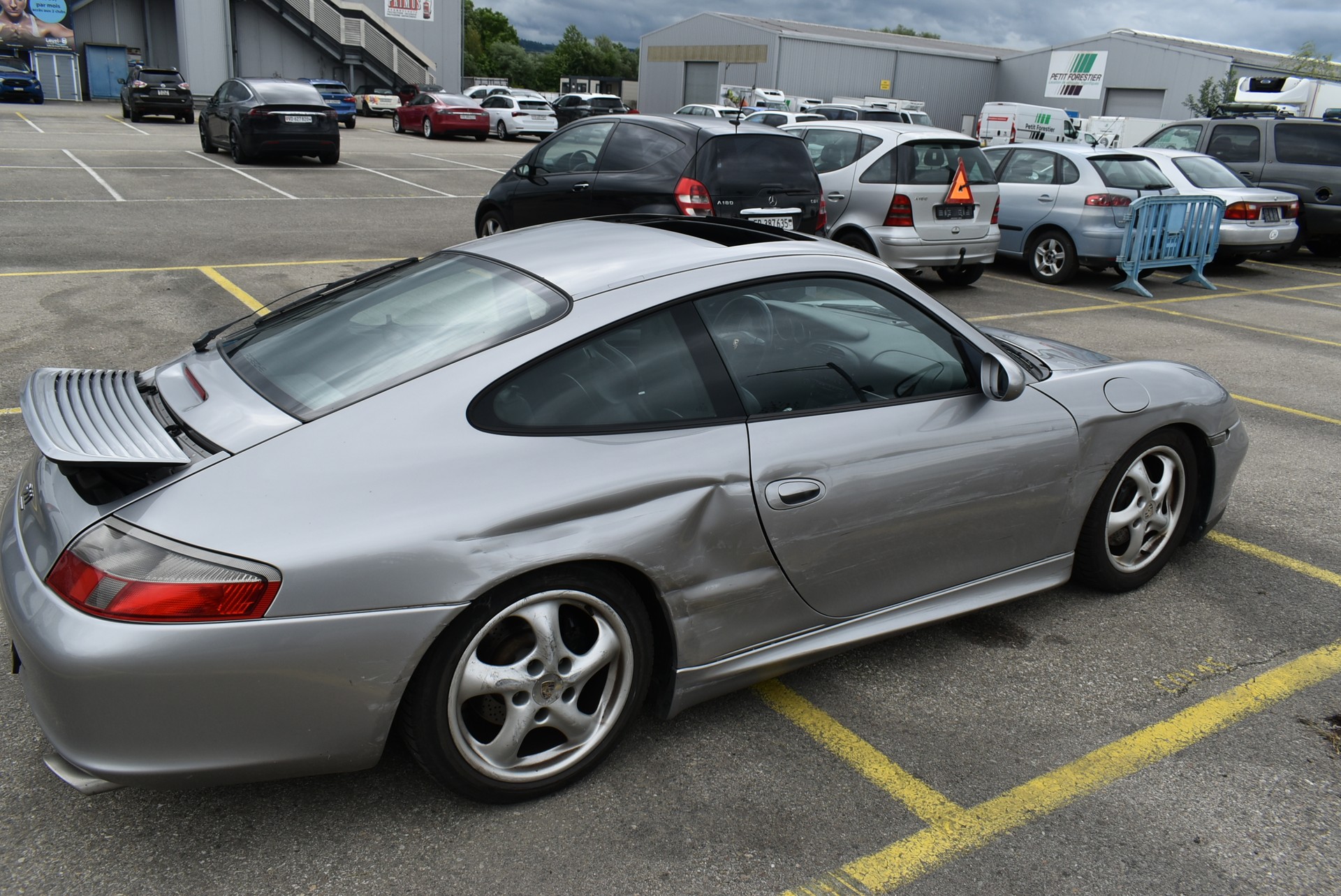 PORSCHE 911 Carrera Jubilé 40-image-9