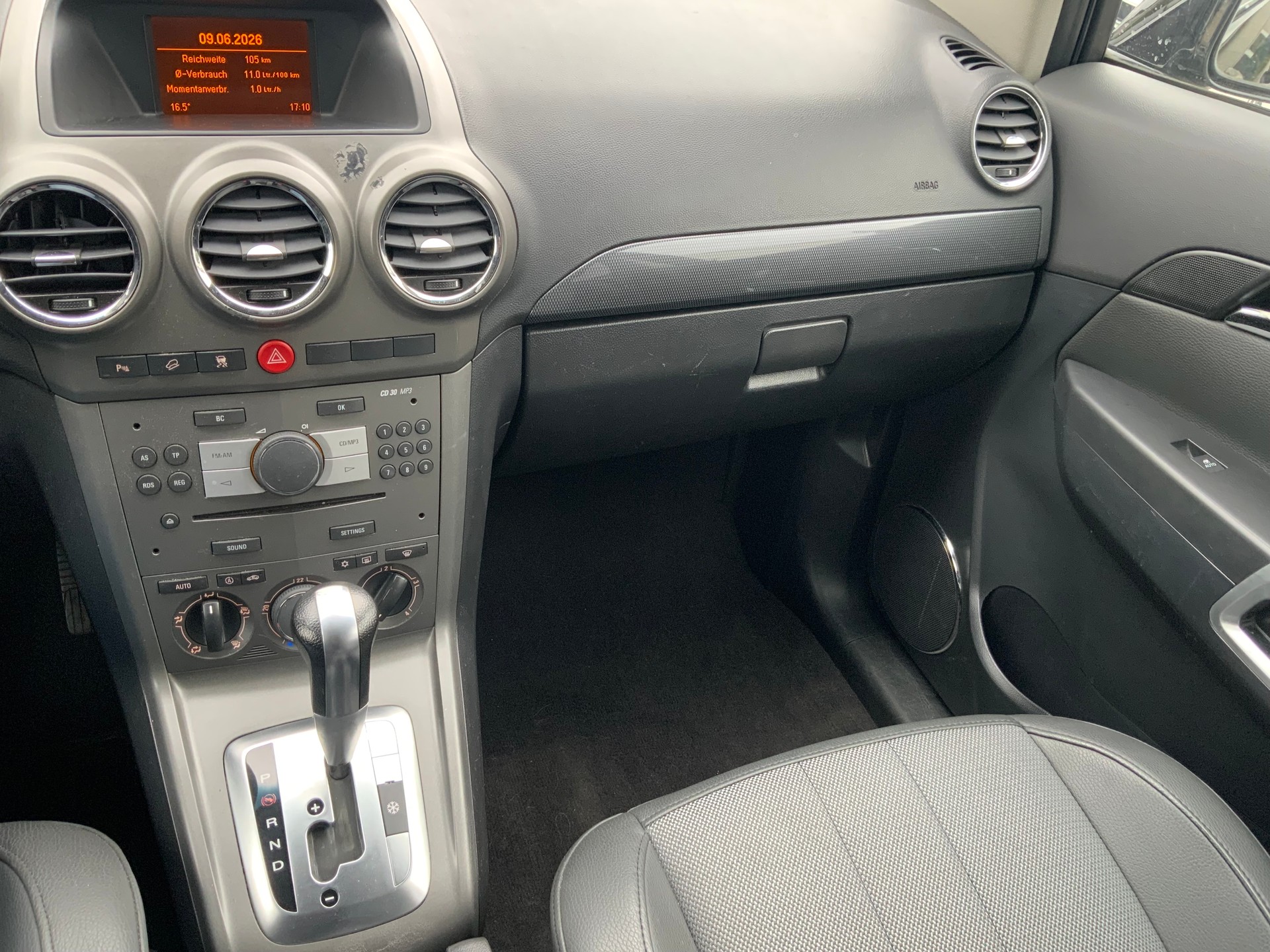 OPEL Antara 2.0 CDTi Enjoy 4WD Automatic-image-8