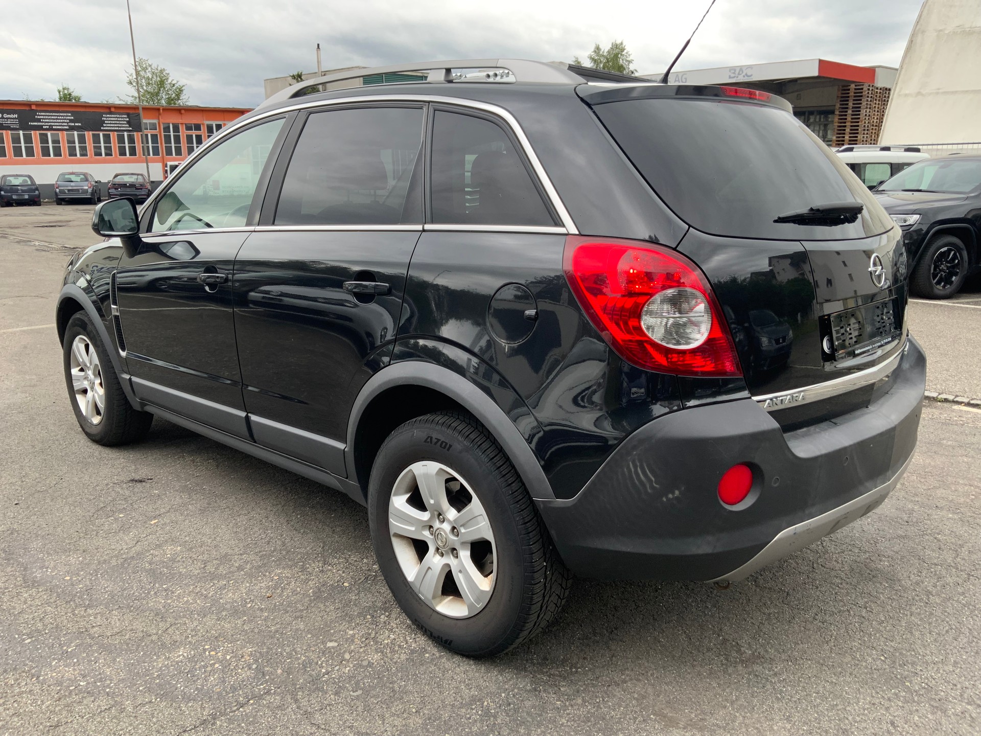 OPEL Antara 2.0 CDTi Enjoy 4WD Automatic-image-3