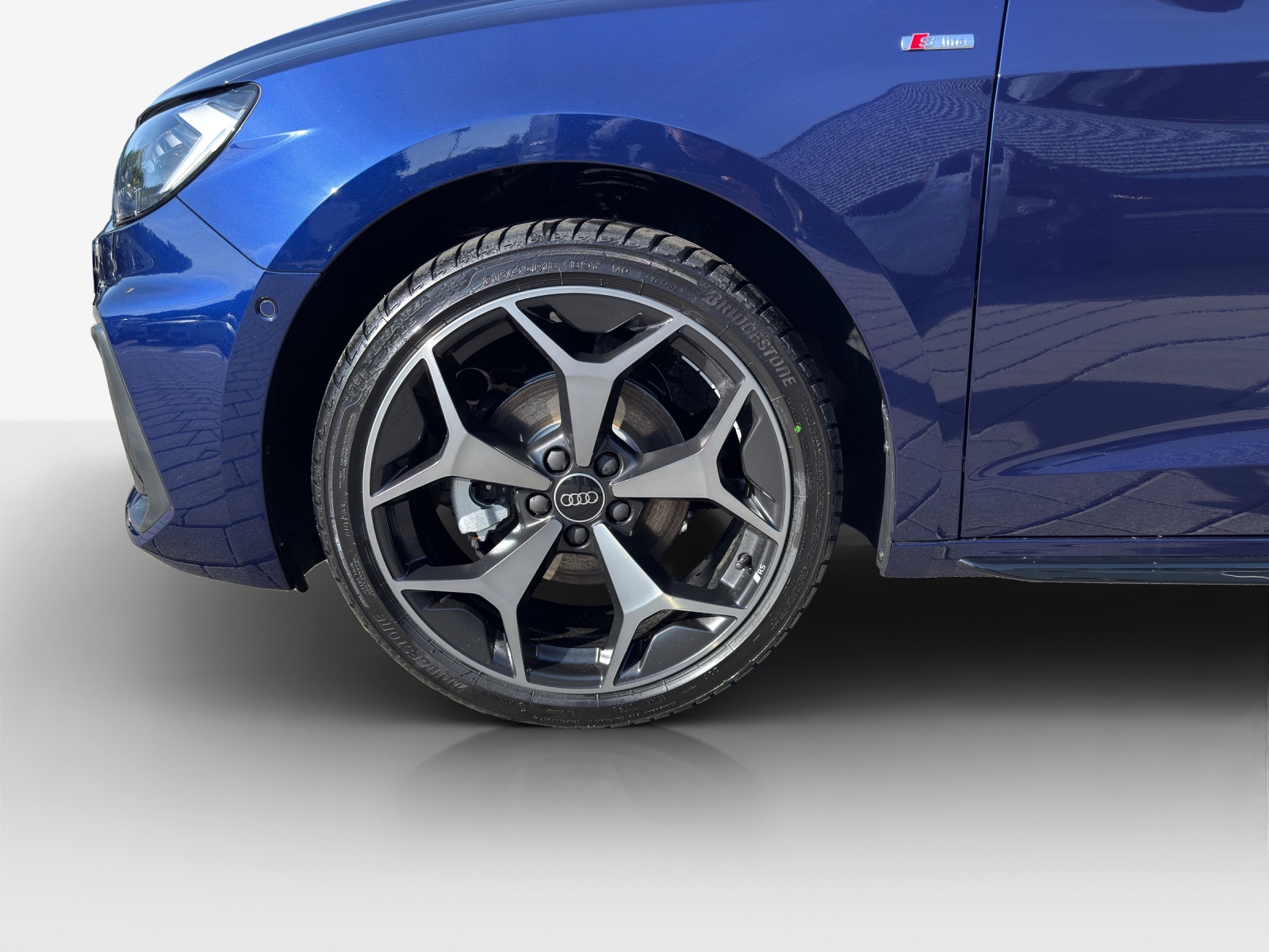 AUDI A1 Sportback 30 TFSI S Line Attraction S-tronic-image-13