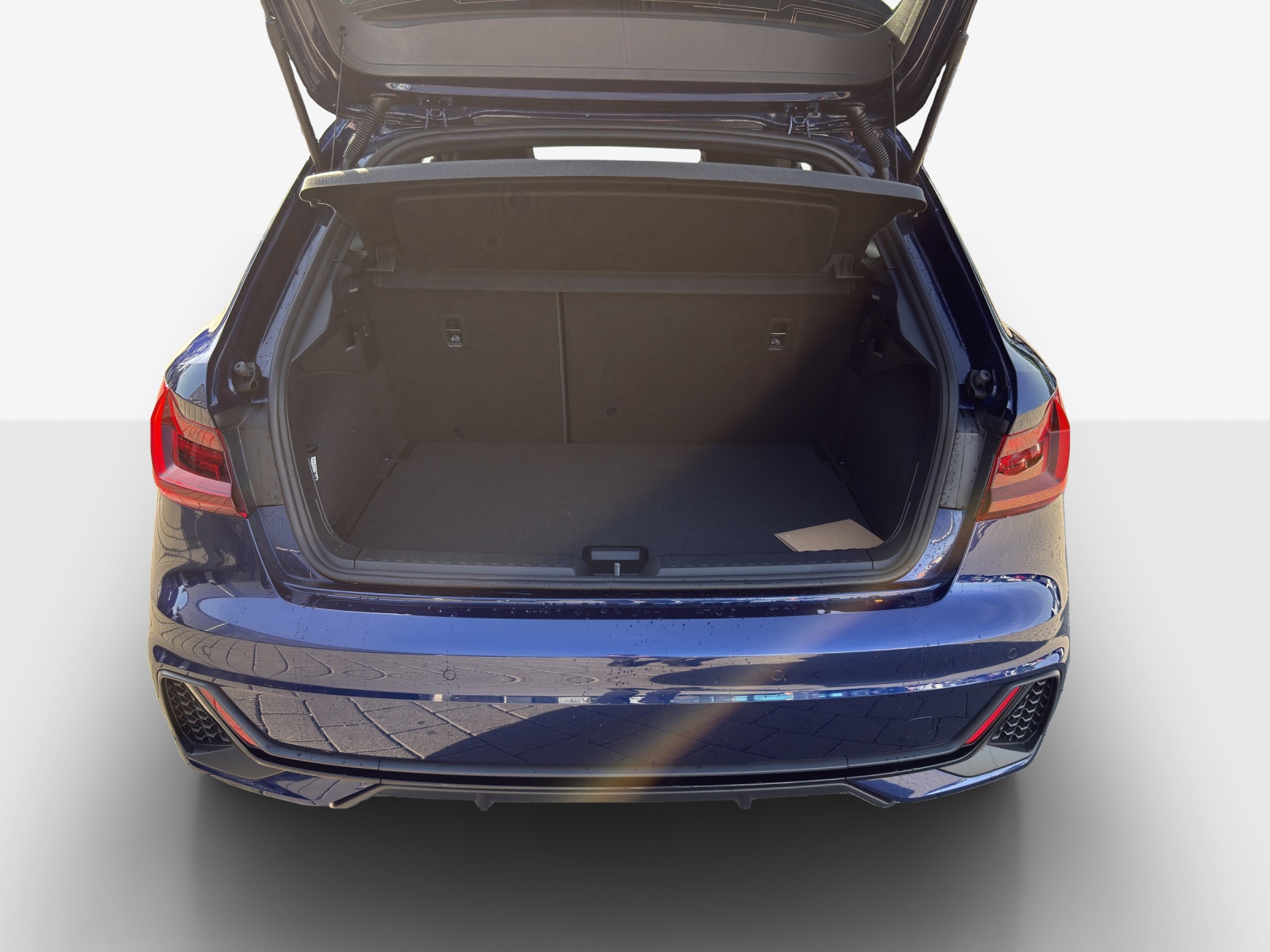 AUDI A1 Sportback 30 TFSI S Line Attraction S-tronic-image-12
