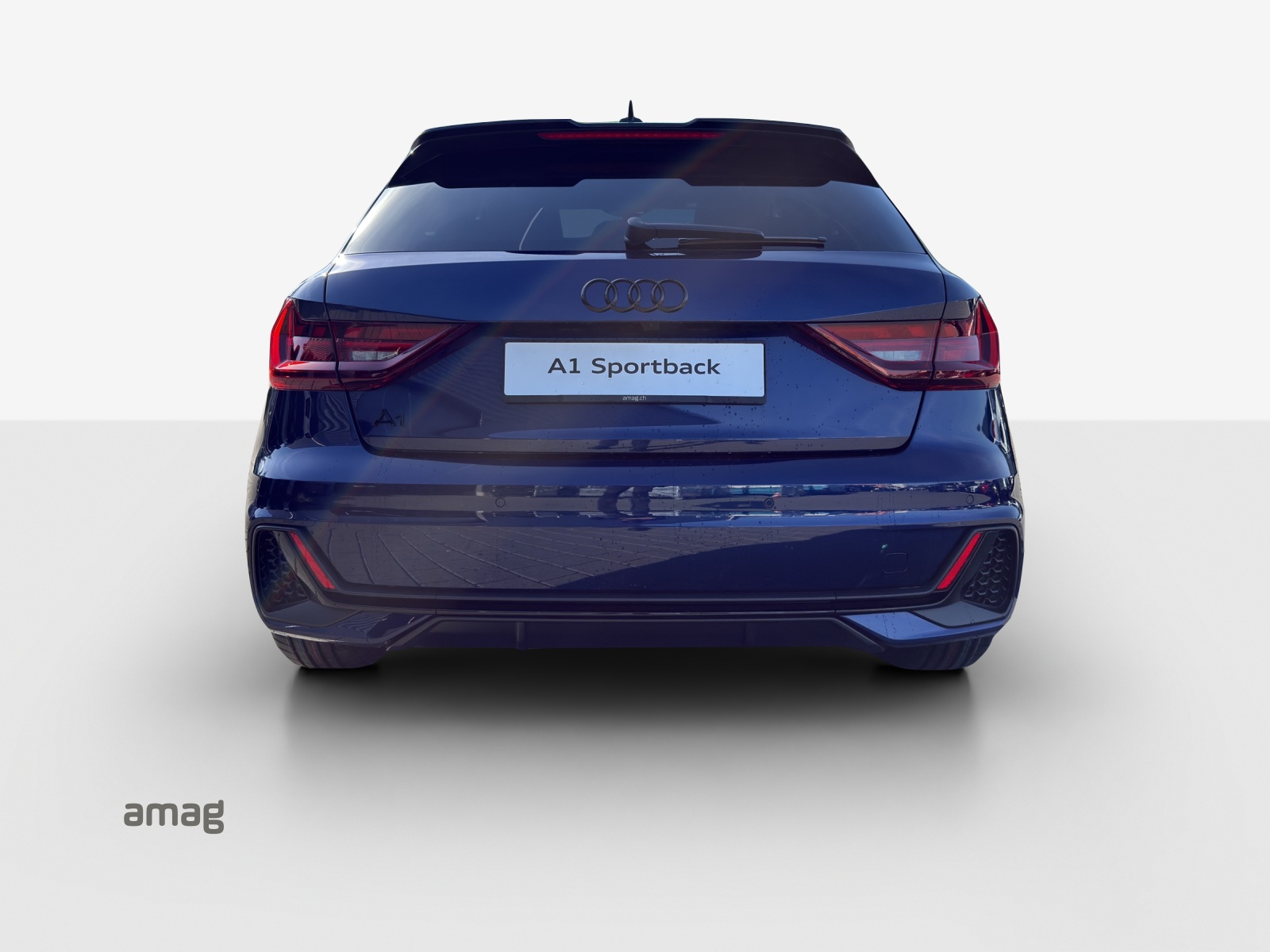 AUDI A1 Sportback 30 TFSI S Line Attraction S-tronic-image-3