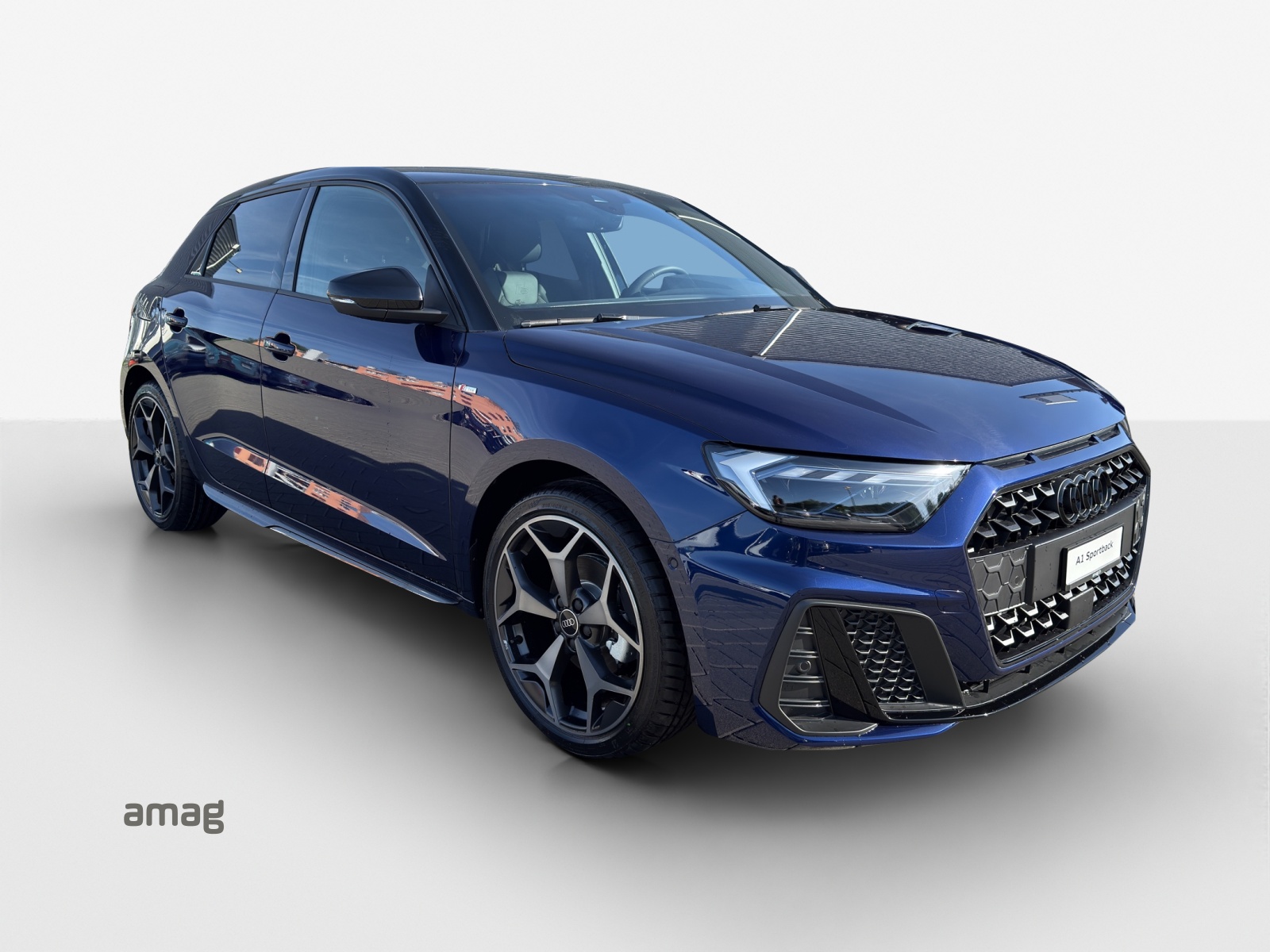 AUDI A1 Sportback 30 TFSI S Line Attraction S-tronic-image-5