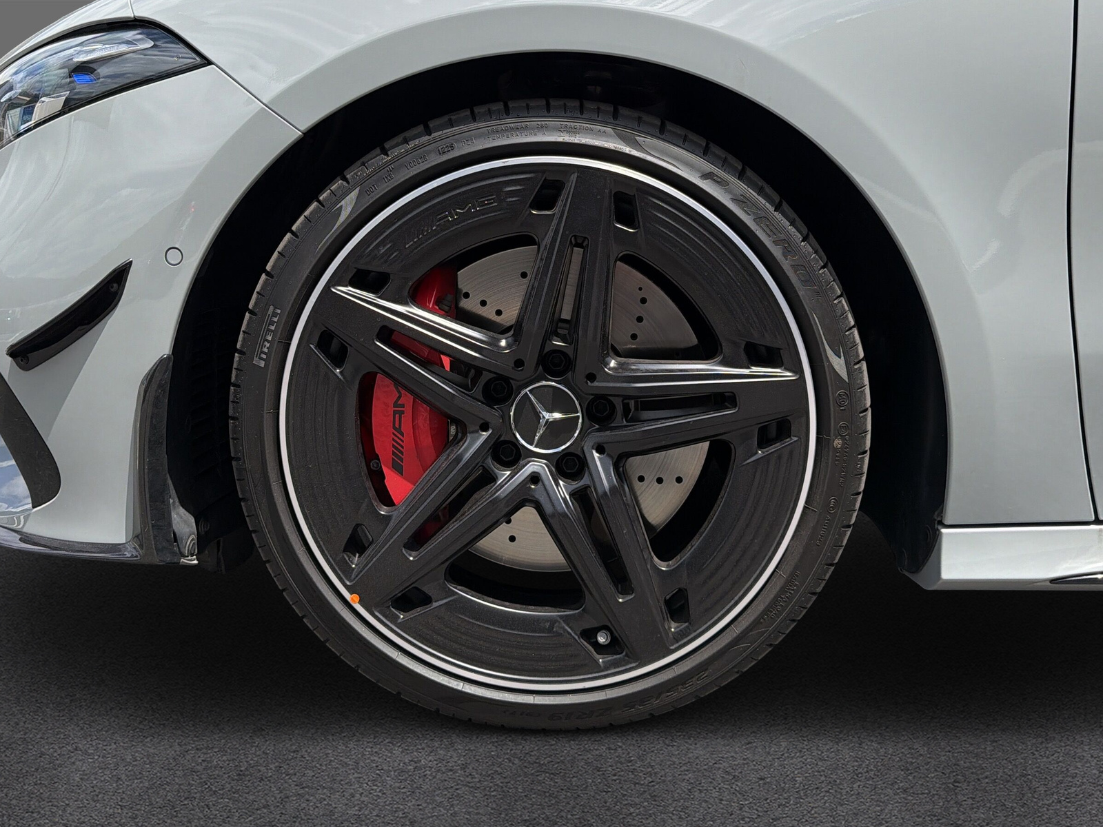 MERCEDES-BENZ A AMG 35 4Matic 8G-DCT-image-20