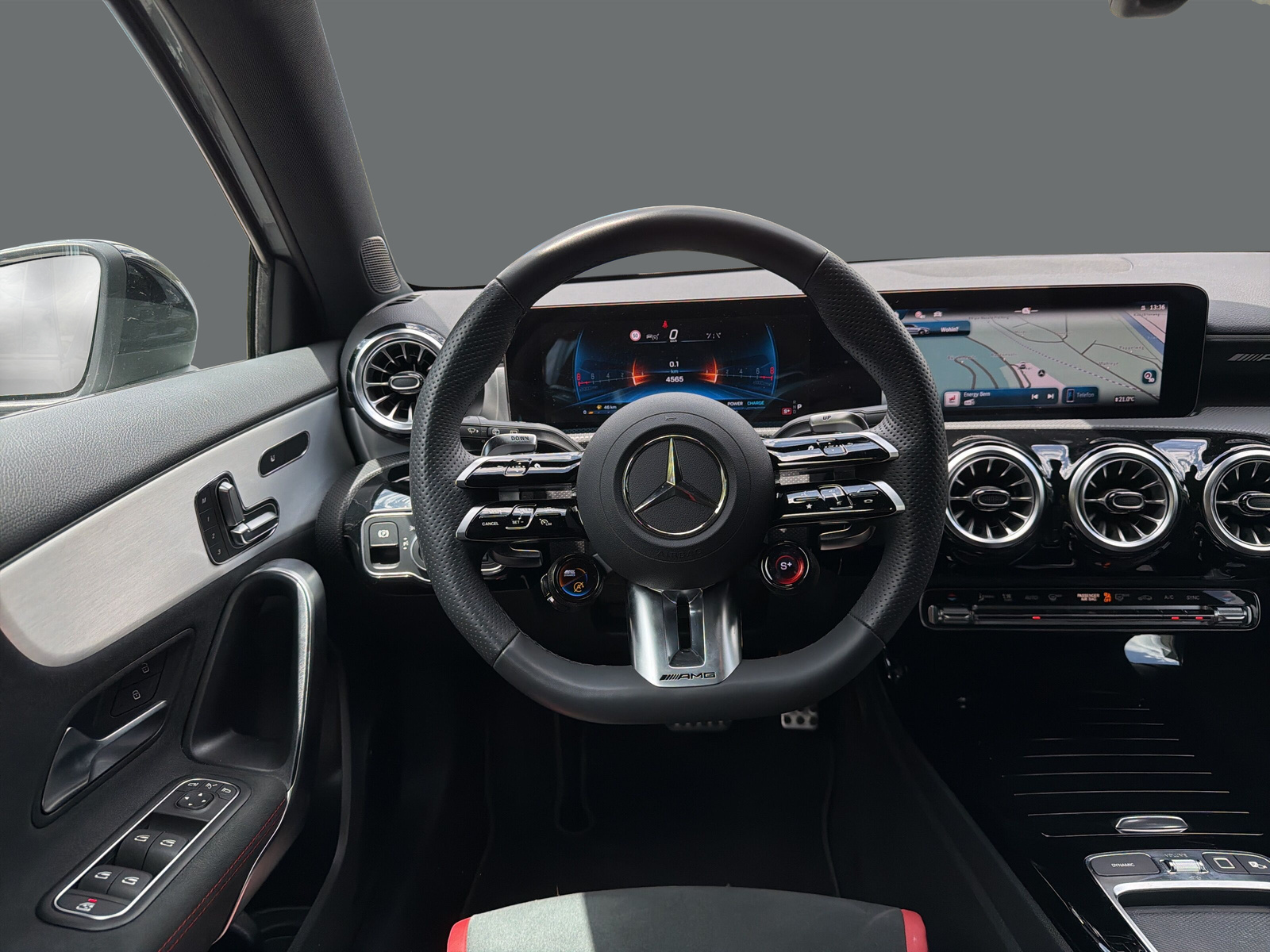 MERCEDES-BENZ A AMG 35 4Matic 8G-DCT-image-9
