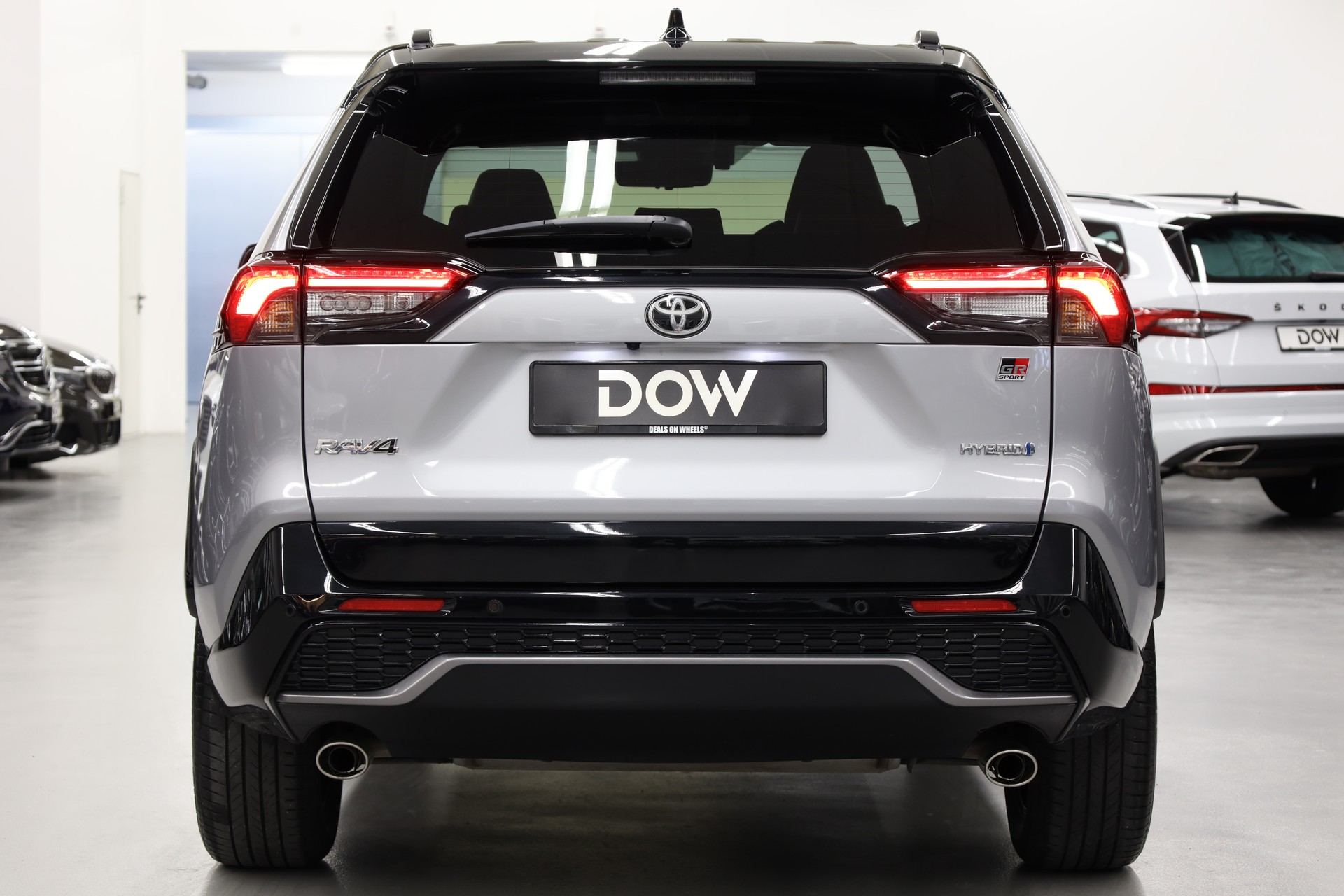 TOYOTA RAV-4 2.5 HEV GR Sport e-CVT 4WD-image-9