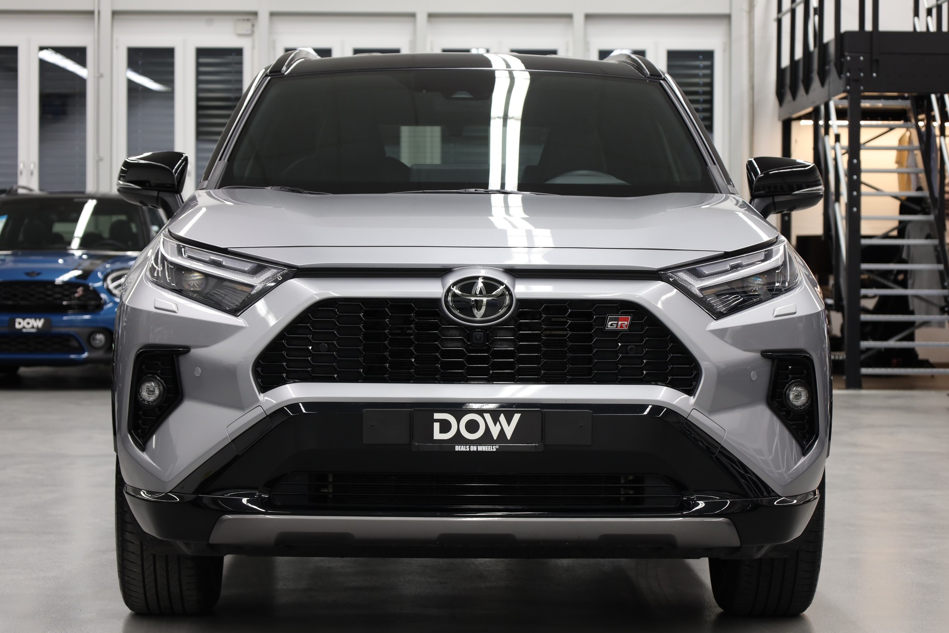 TOYOTA RAV-4 2.5 HEV GR Sport e-CVT 4WD-showroom-element-3