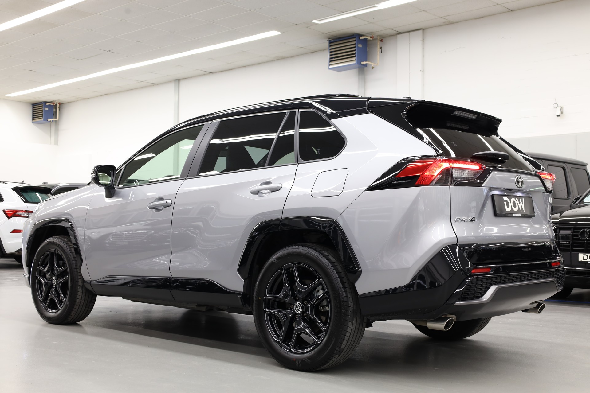 TOYOTA RAV-4 2.5 HEV GR Sport e-CVT 4WD-image-8