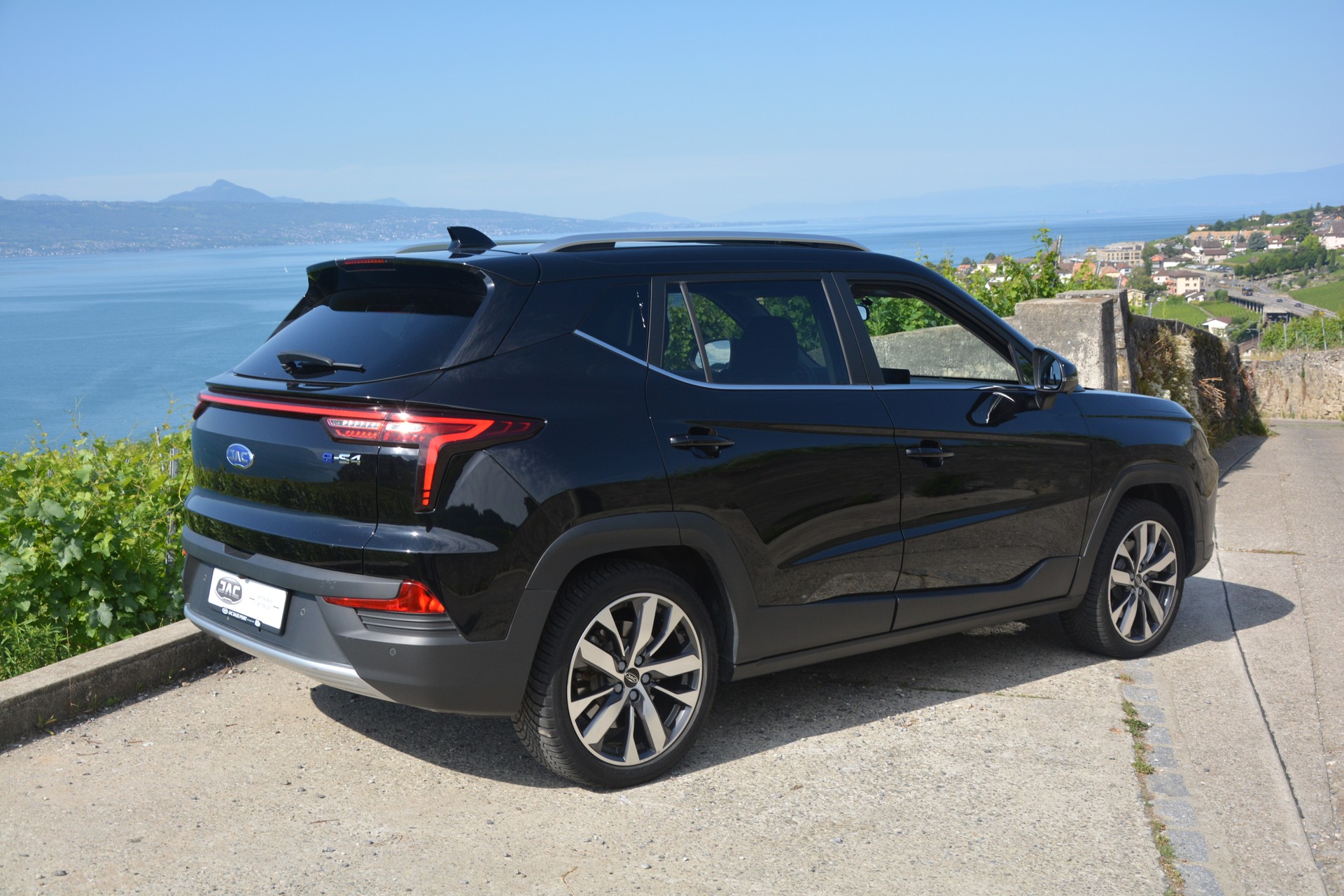 JAC e-JS4-image-6