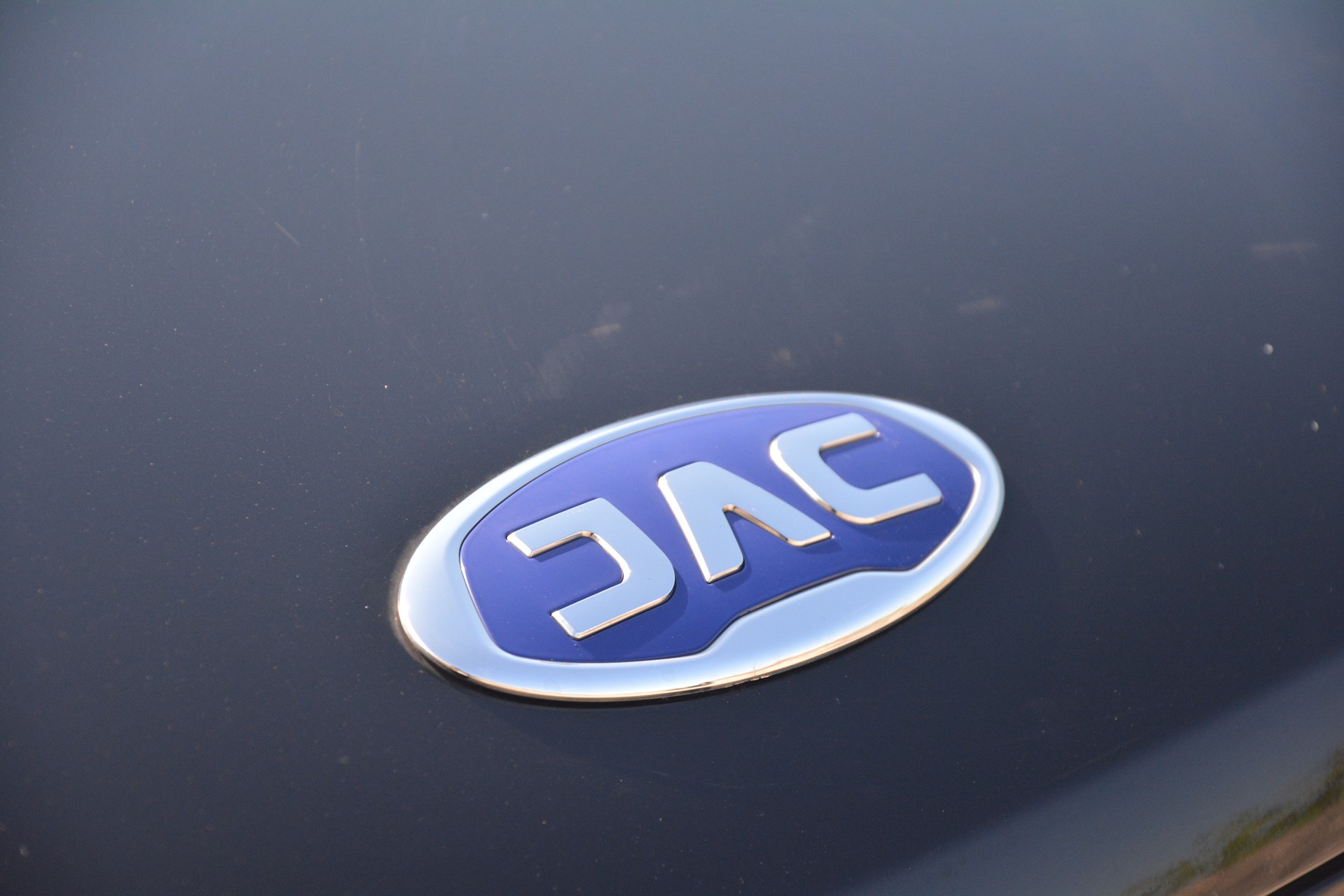 JAC e-JS4-image-1