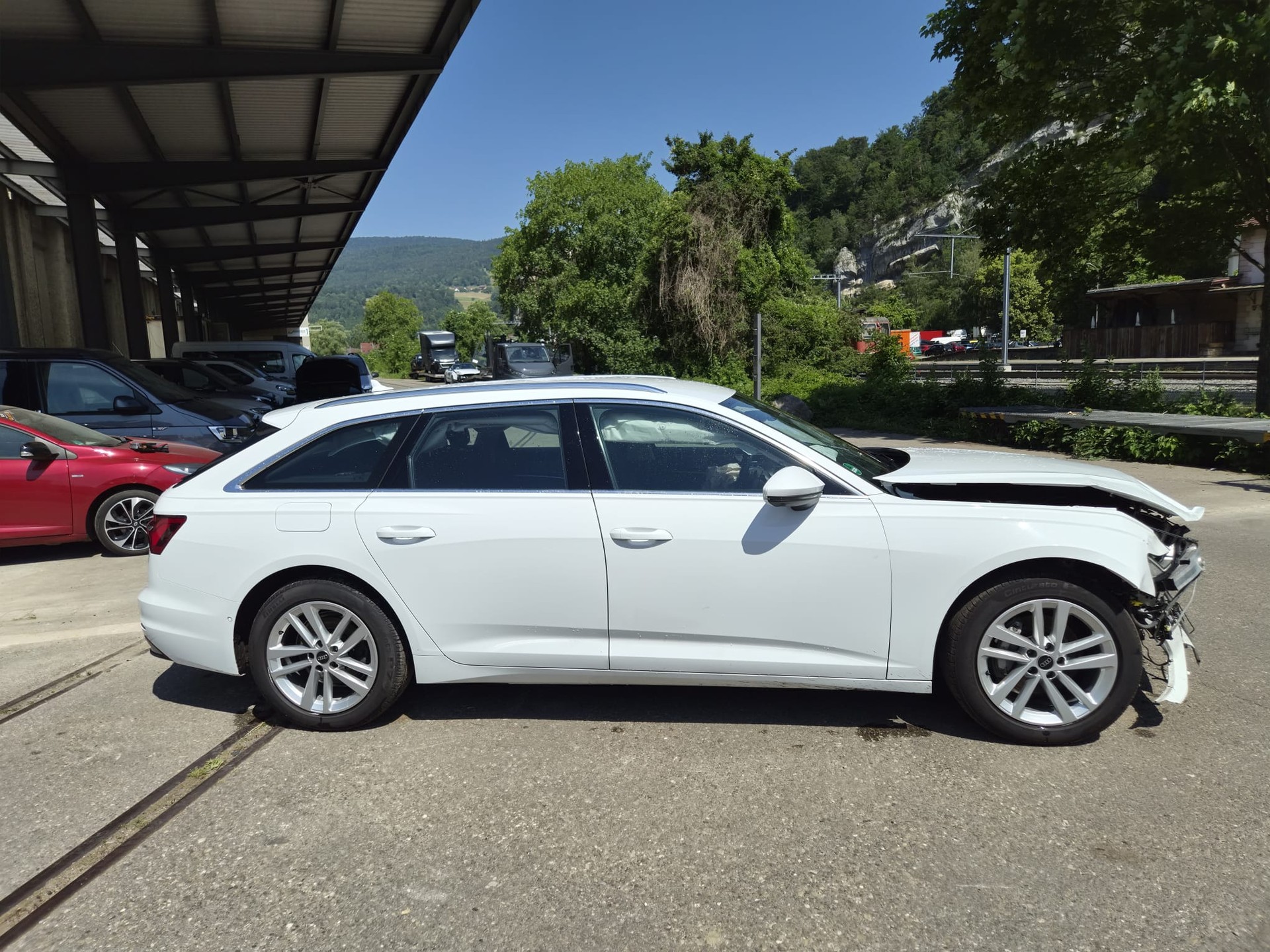 AUDI A6 Avant 40 TDI advanced quattro S-tronic-image-3