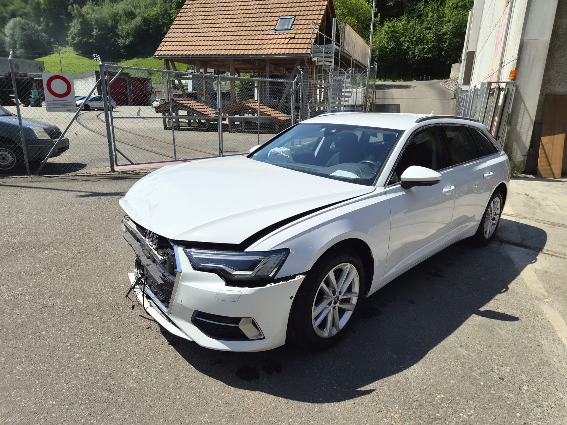 AUDI A6 Avant 40 TDI advanced quattro S-tronic-image-0