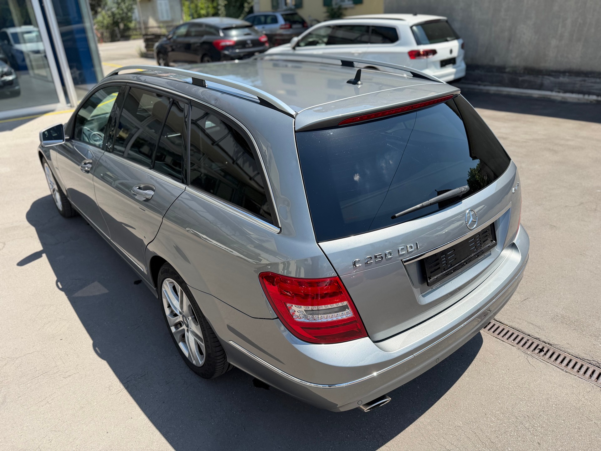 MERCEDES-BENZ C 250 CDI 4Matic 7G-Tronic-image-4
