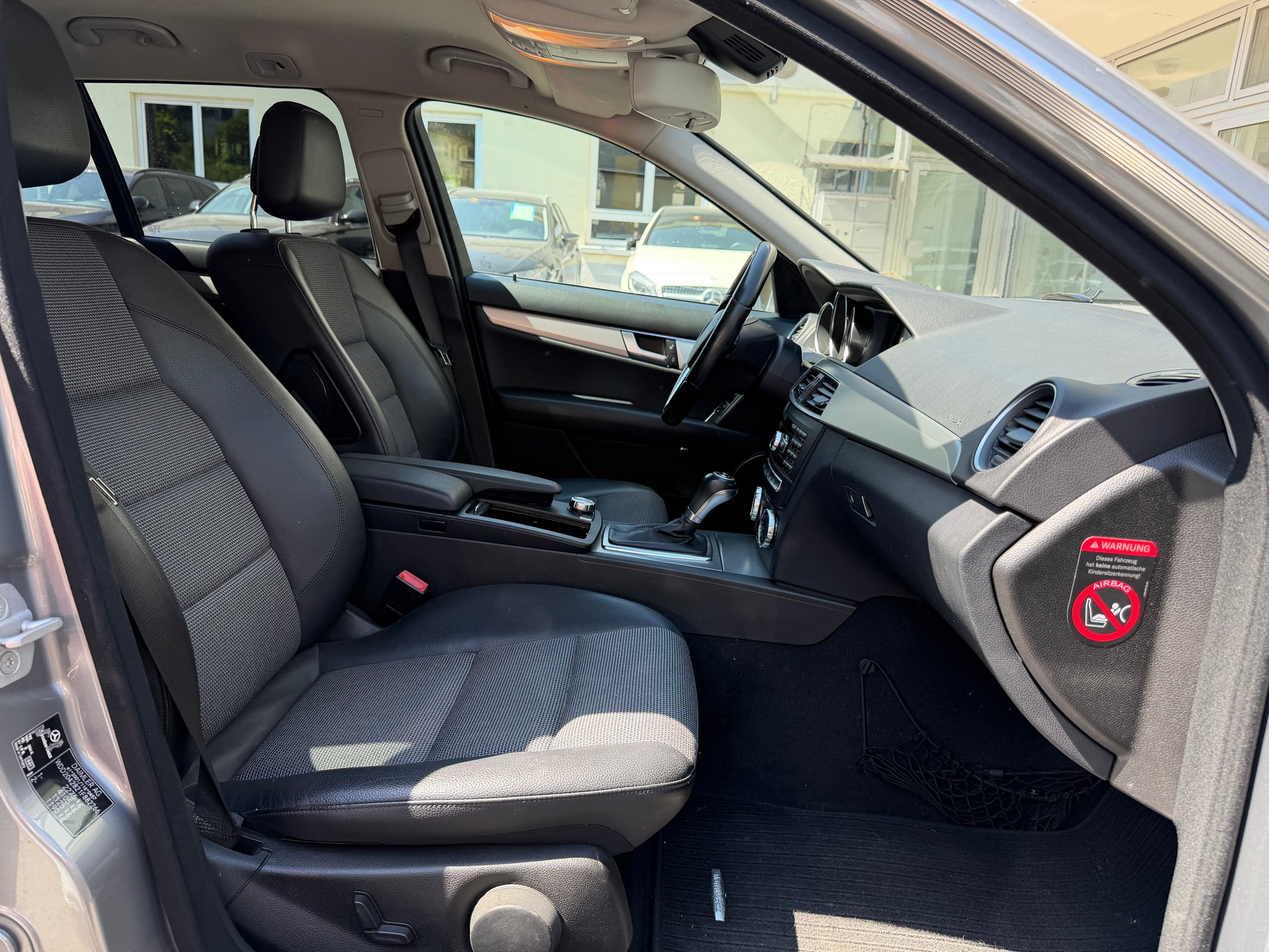 MERCEDES-BENZ C 250 CDI 4Matic 7G-Tronic-image-16