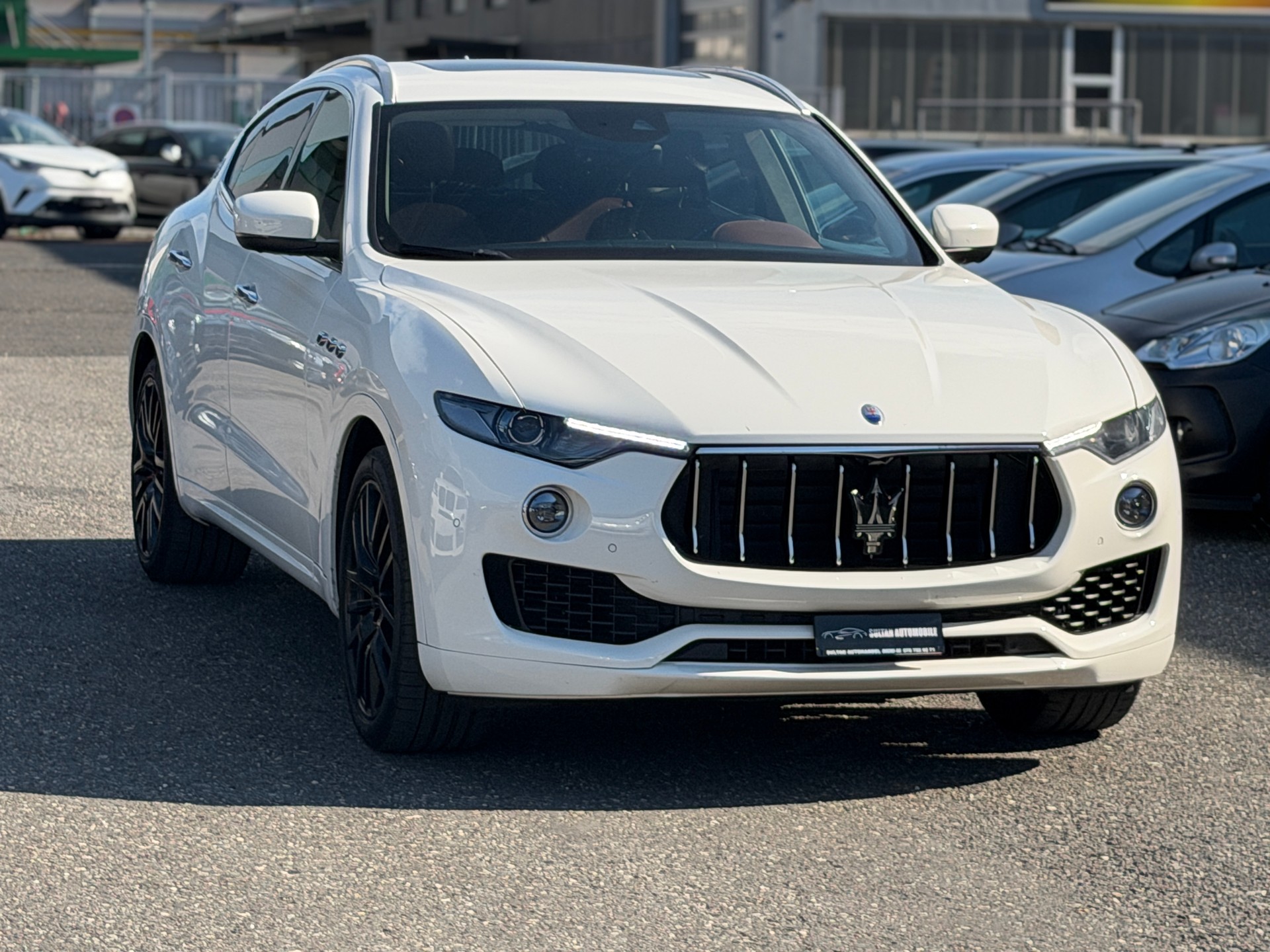 MASERATI Levante S 3.0 V6 Automatica-image-2