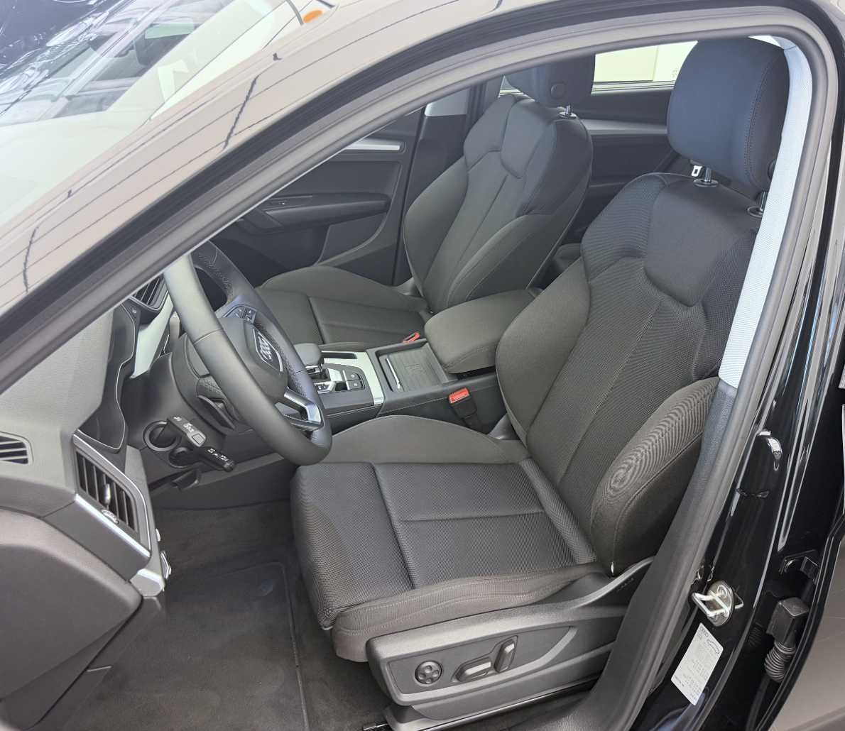 AUDI Q5 40 TDI quattro S-tronic-image-1