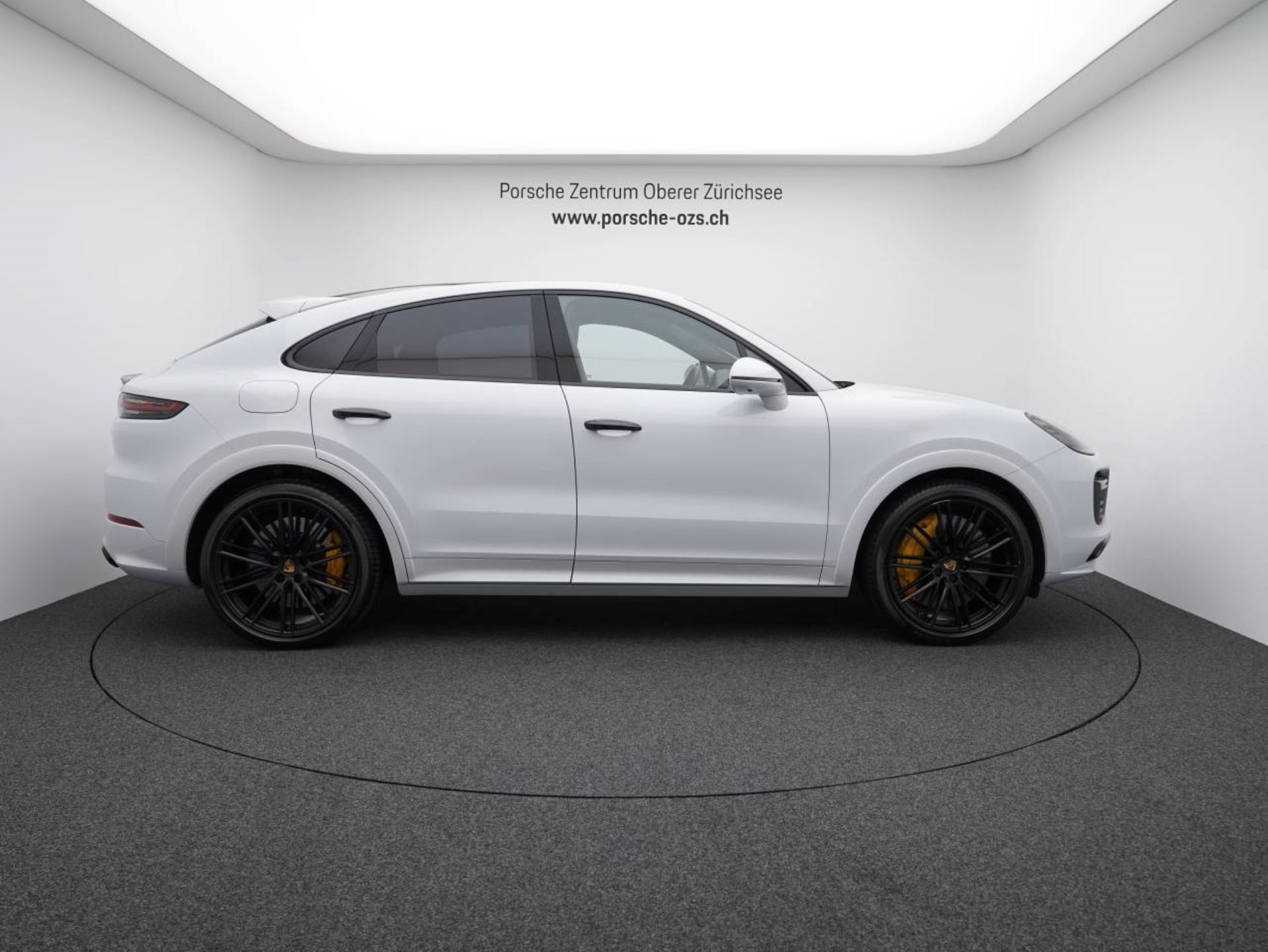 PORSCHE Cayenne Turbo S E-Hybrid Coupé-image-7