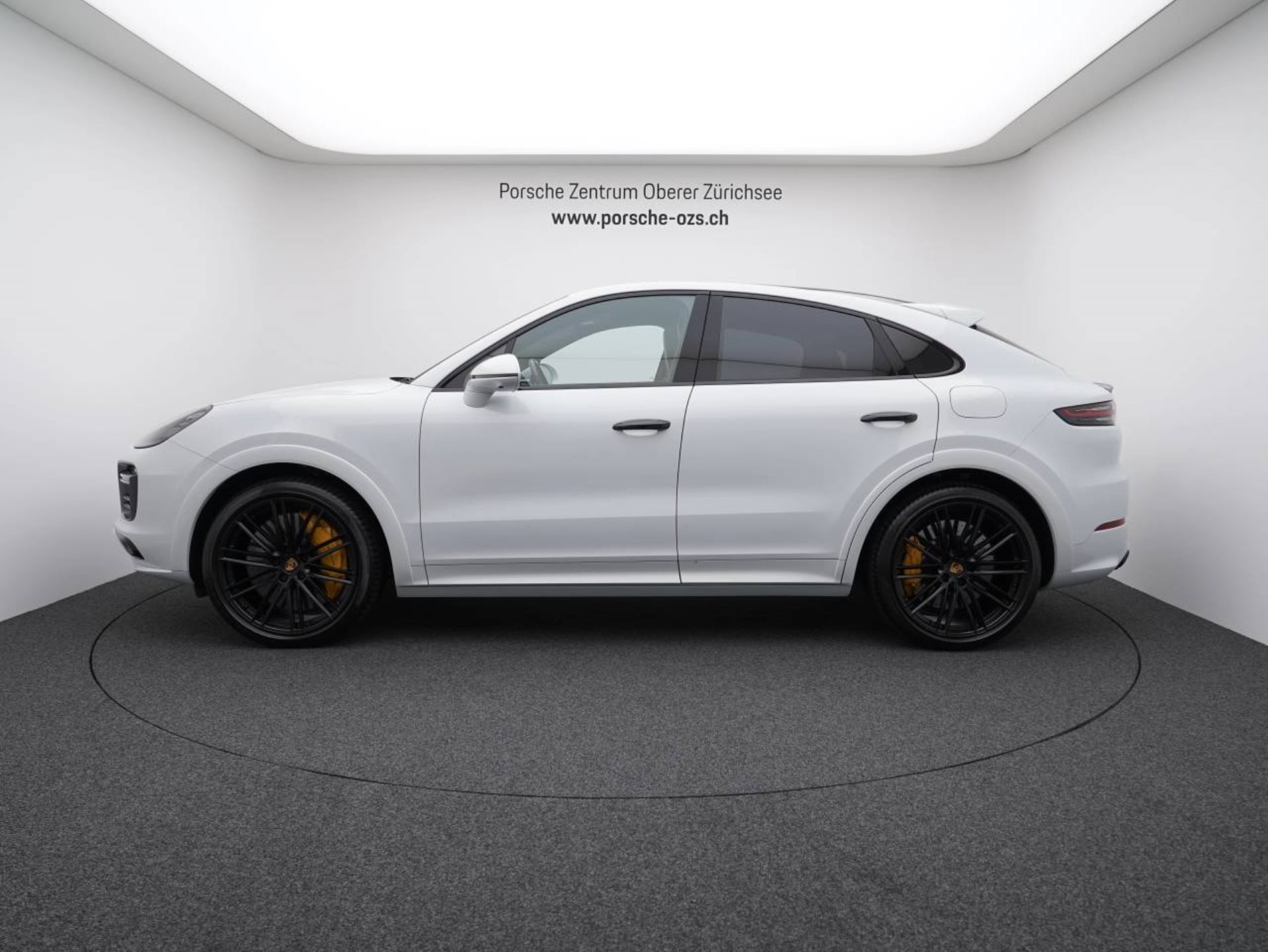 PORSCHE Cayenne Turbo S E-Hybrid Coupé-image-1