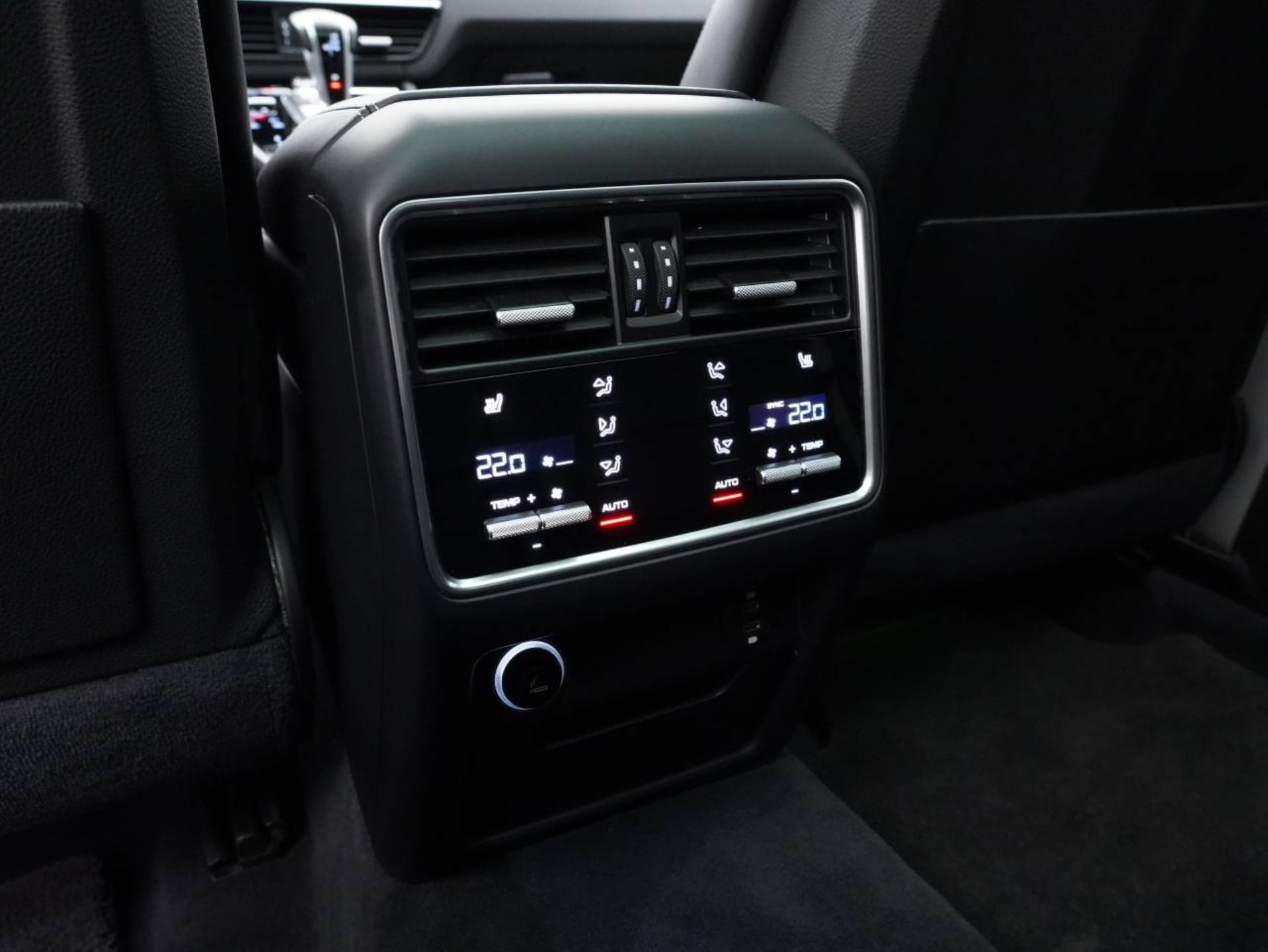 PORSCHE Cayenne Turbo S E-Hybrid Coupé-image-27